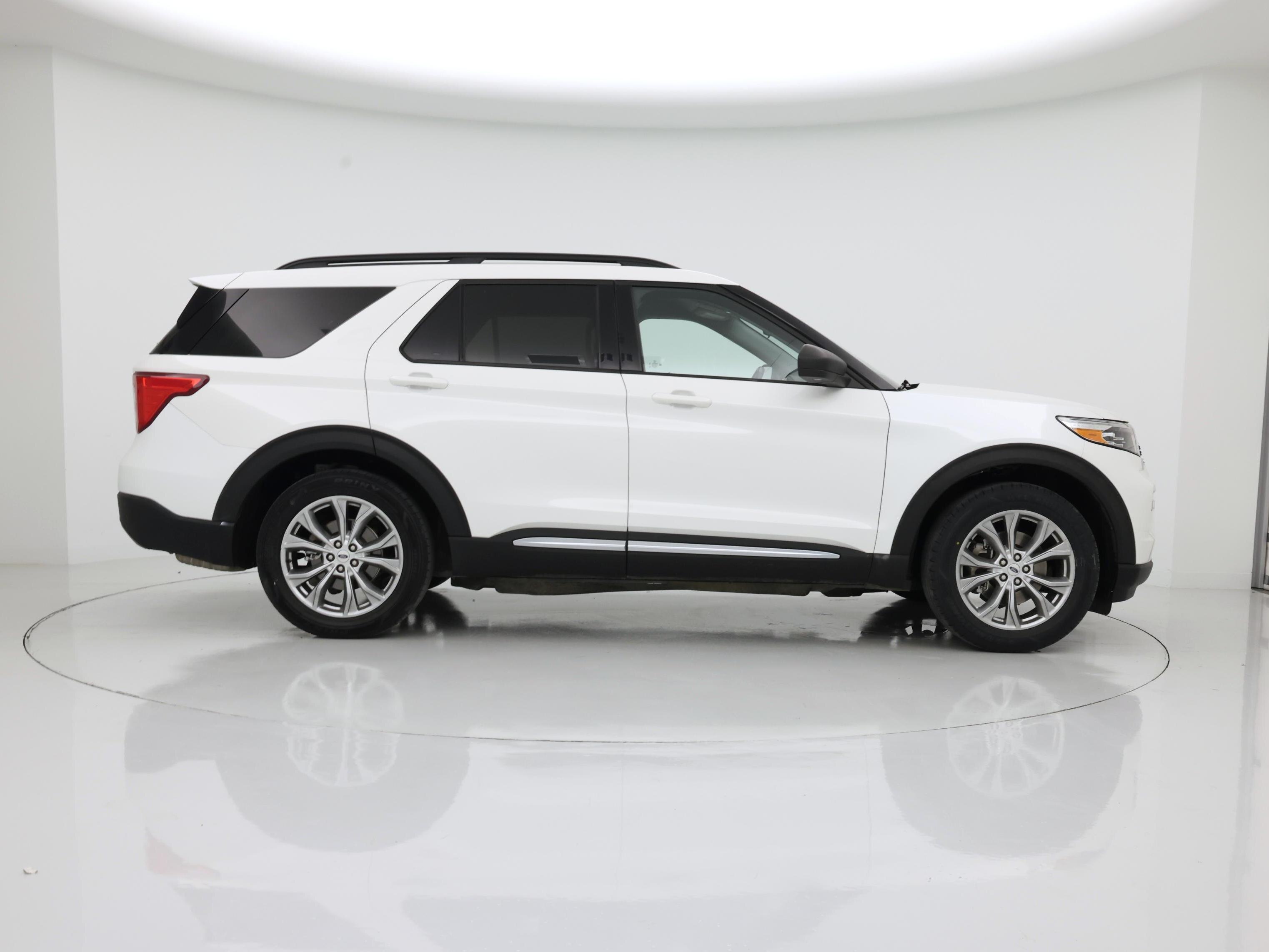Thumbnail: 2020 Ford Explorer - 7