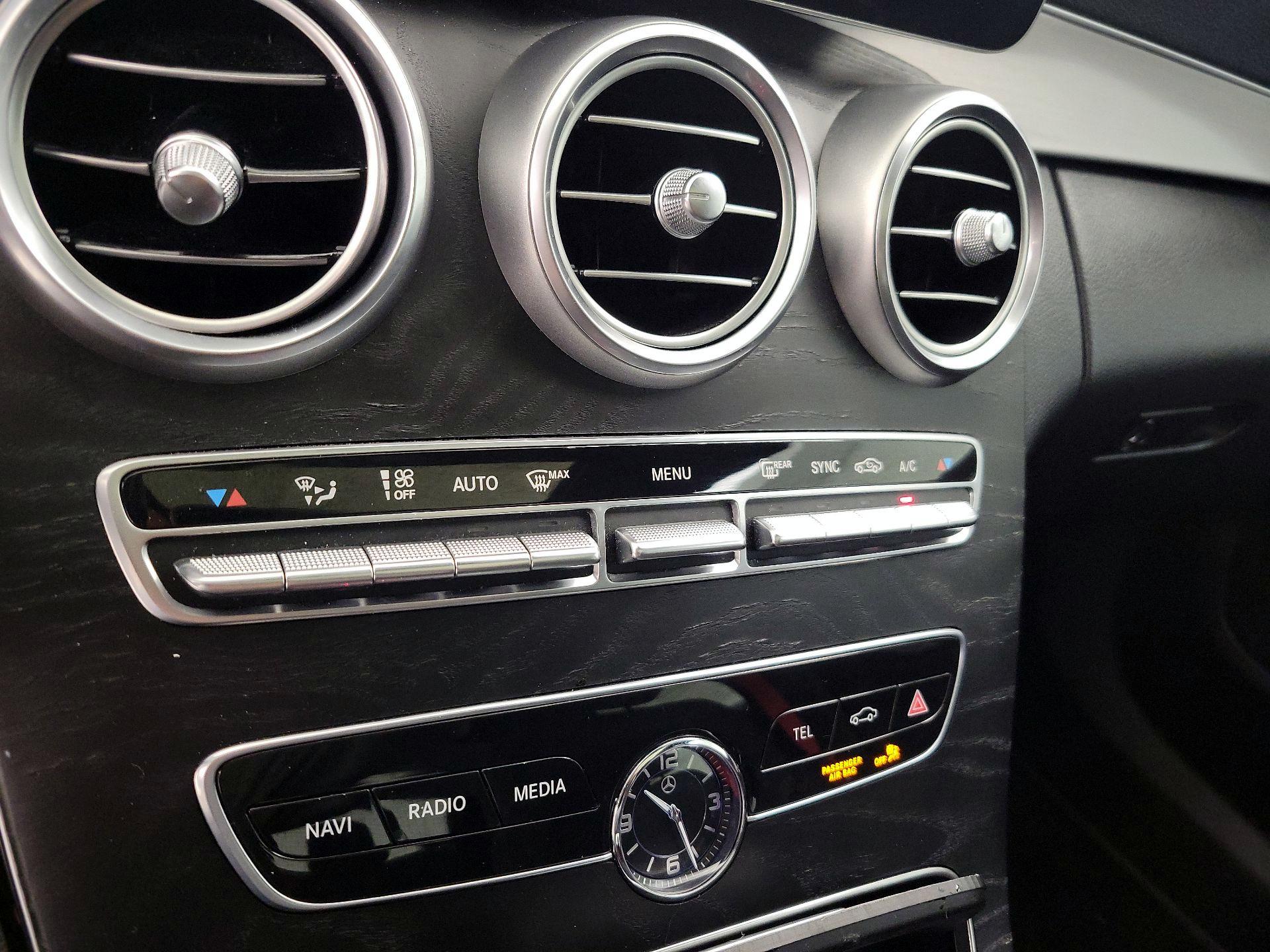 Thumbnail: 2021 Mercedes-Benz C-Class - 17