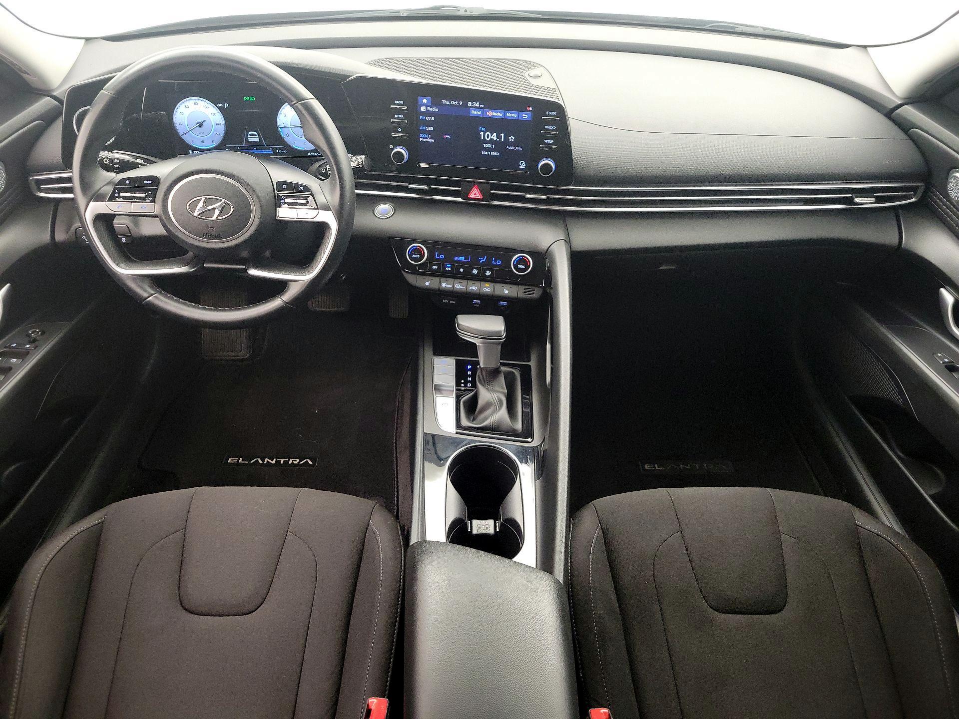 Thumbnail: 2022 Hyundai Elantra - 9