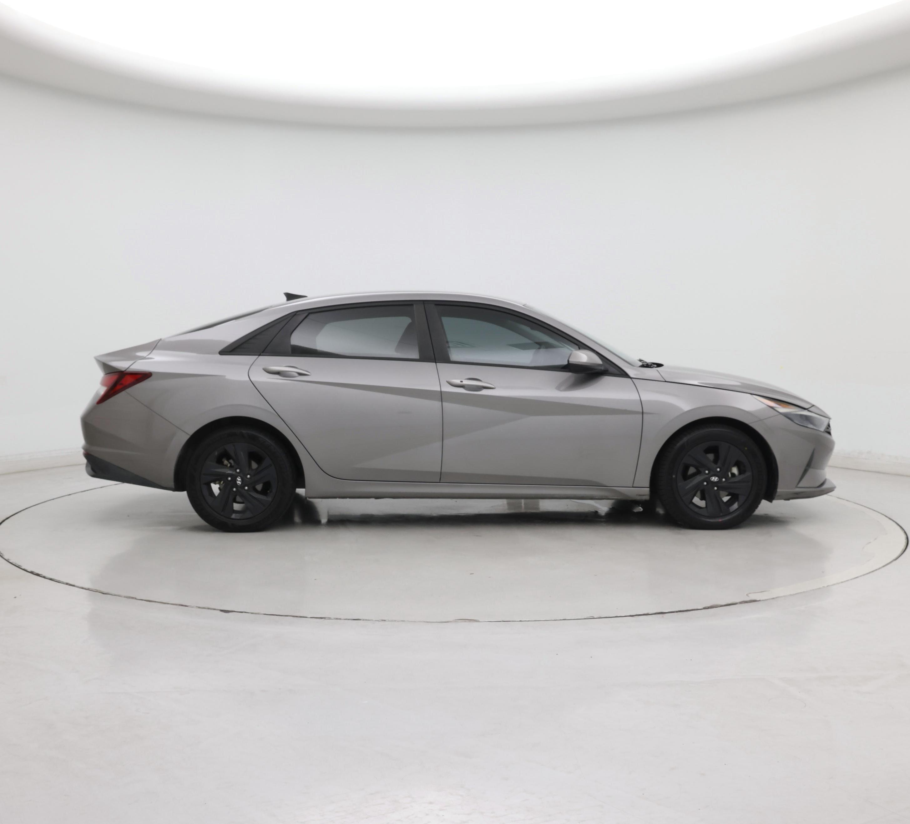 Thumbnail: 2022 Hyundai Elantra - 7