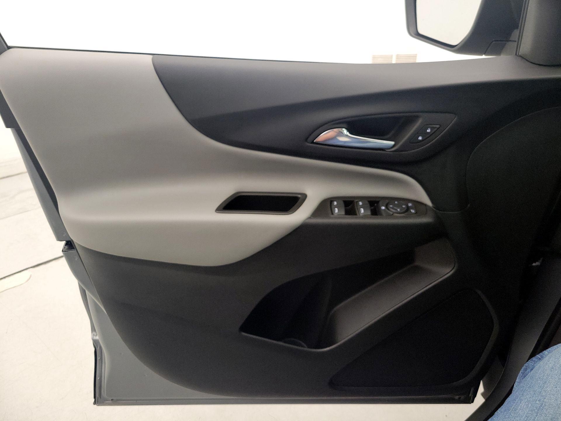Thumbnail: 2023 Chevrolet Equinox - 12