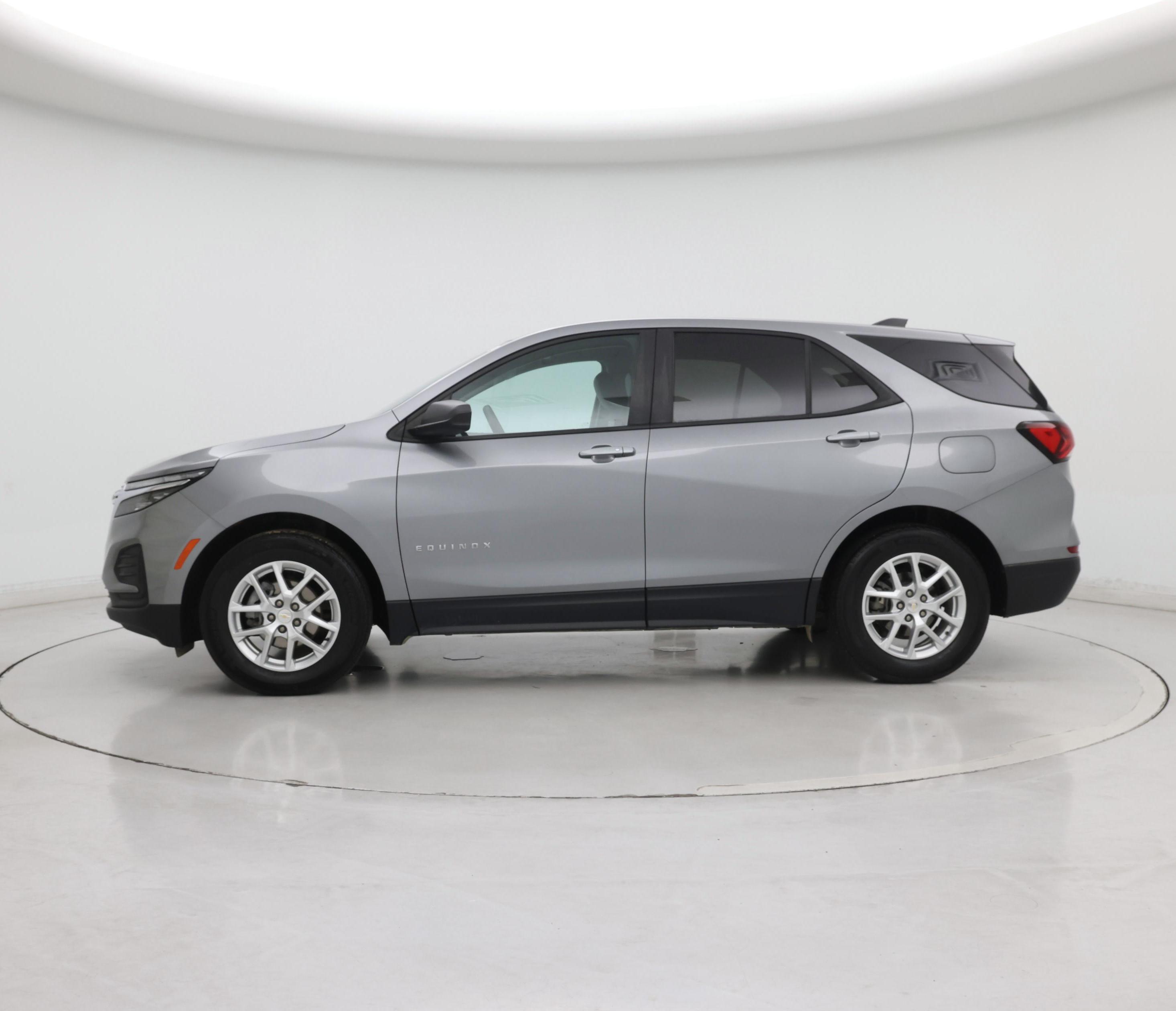 Thumbnail: 2023 Chevrolet Equinox - 3
