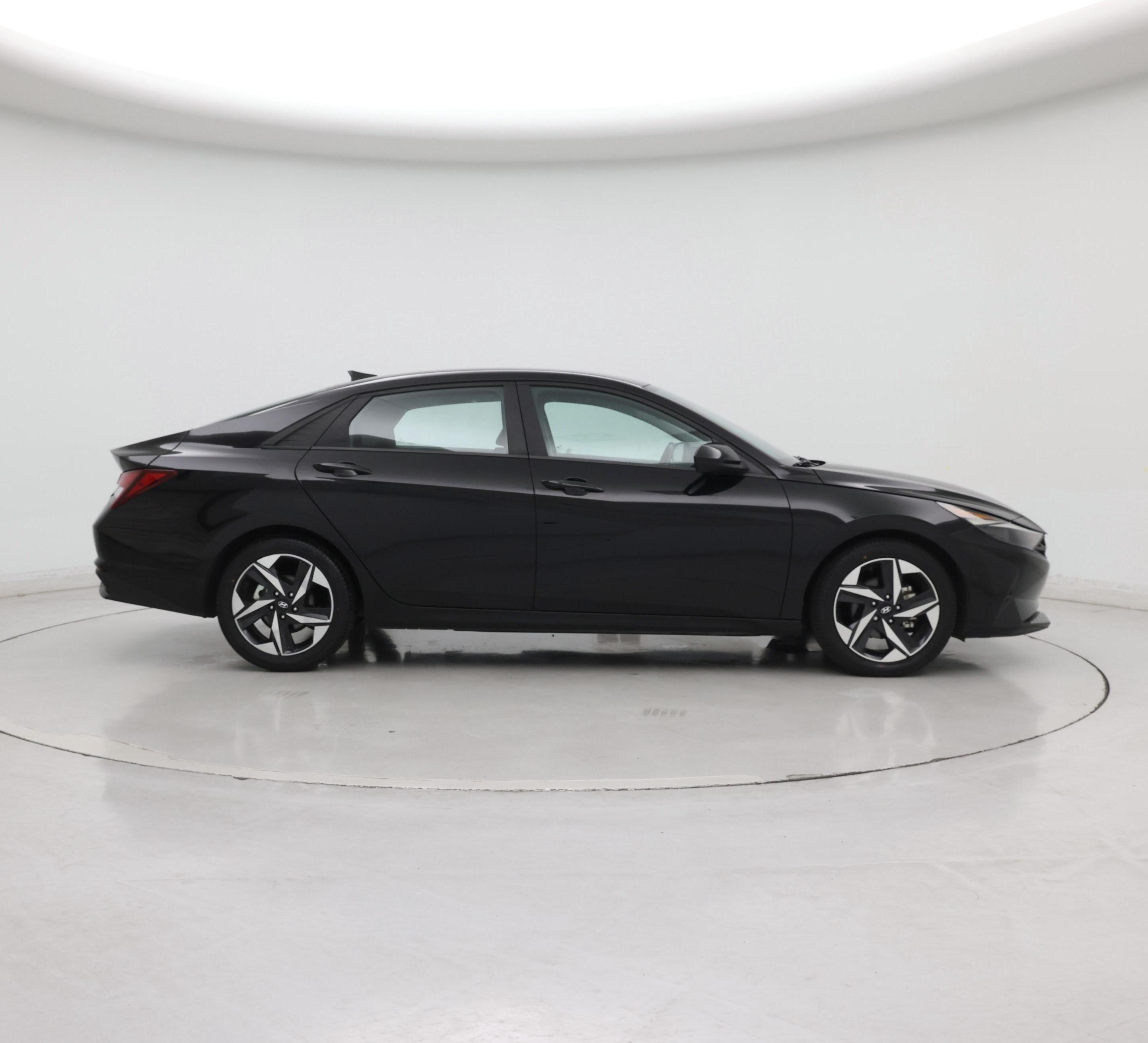 Thumbnail: 2023 Hyundai Elantra - 7