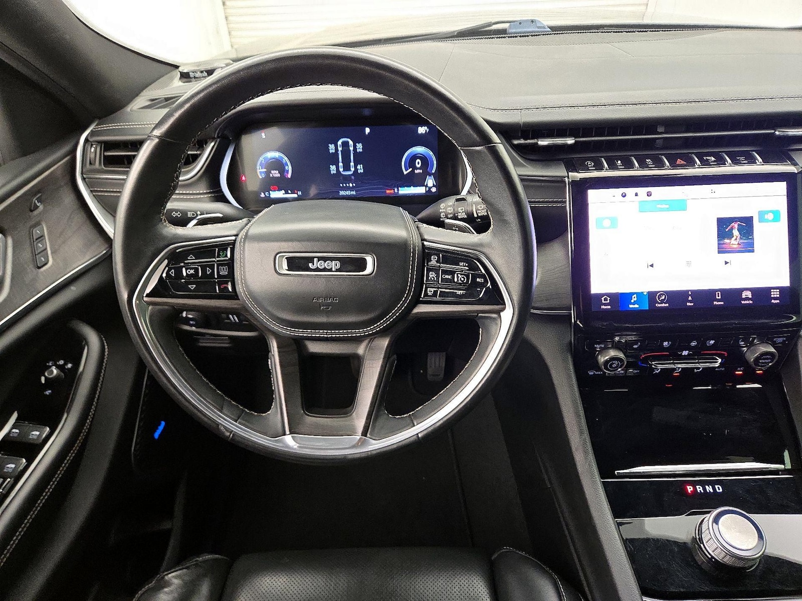 2022 Jeep Grand Cherokee L Overland - Photo 11