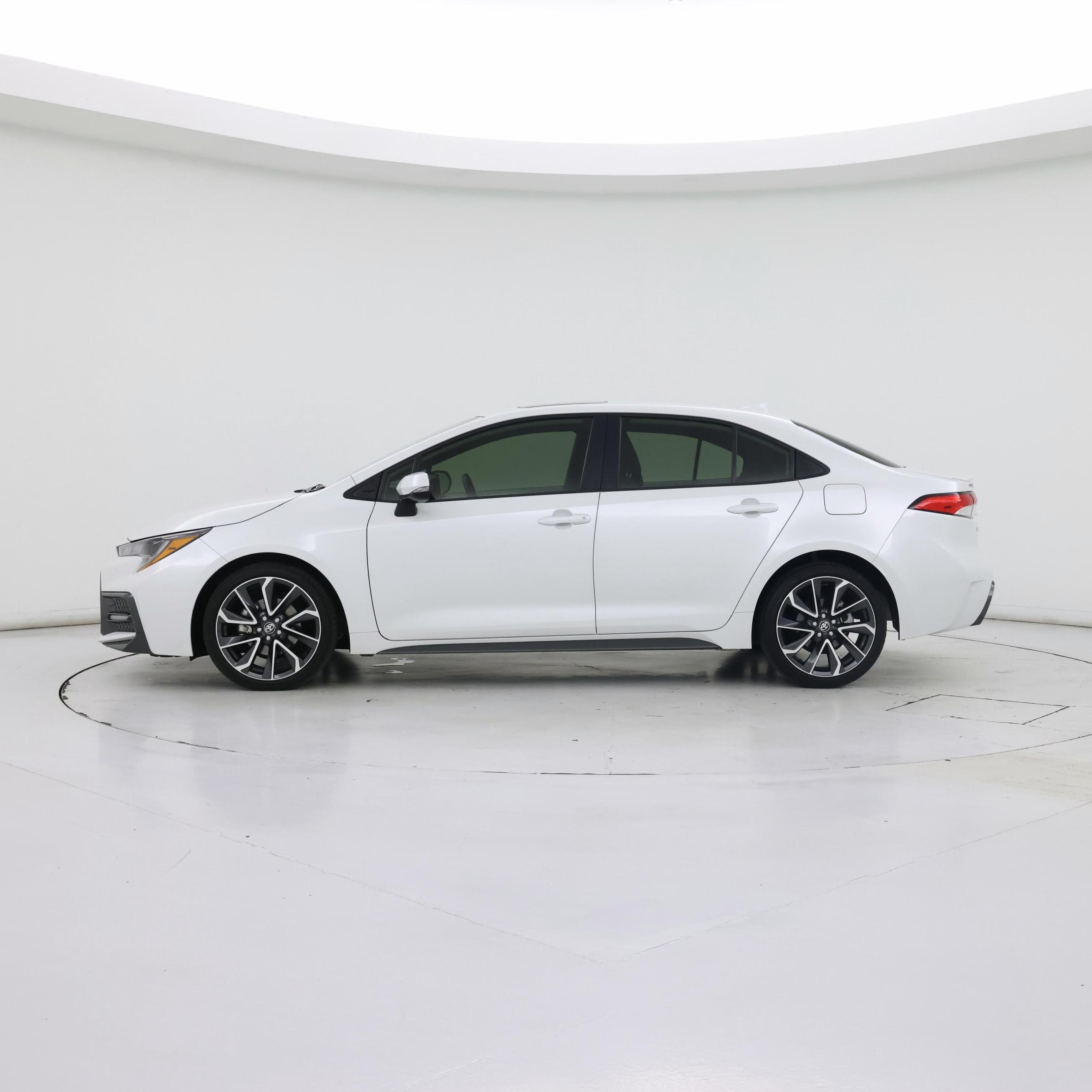 Thumbnail: 2022 Toyota Corolla - 3