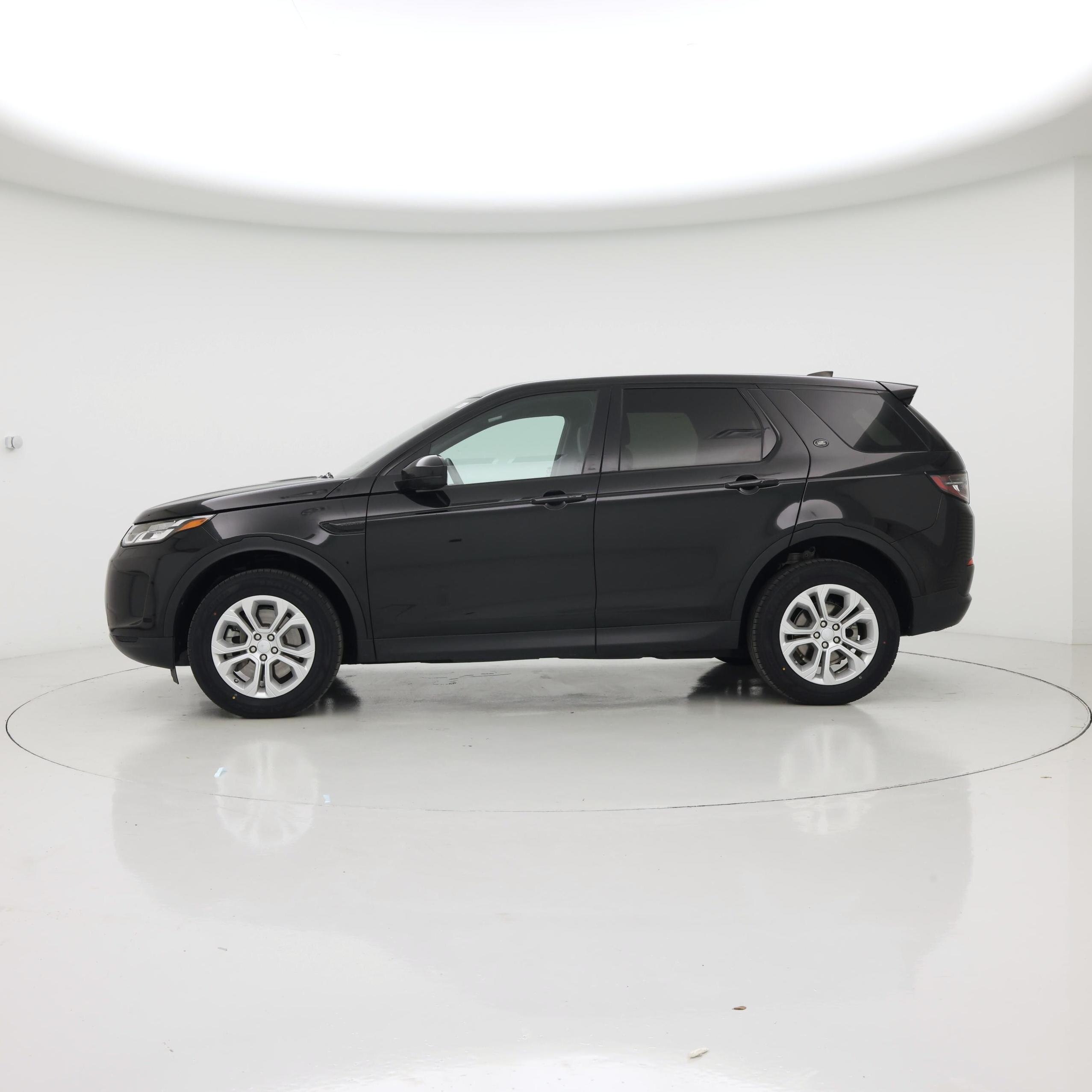 Thumbnail: 2020 Land Rover Discovery Sport - 3