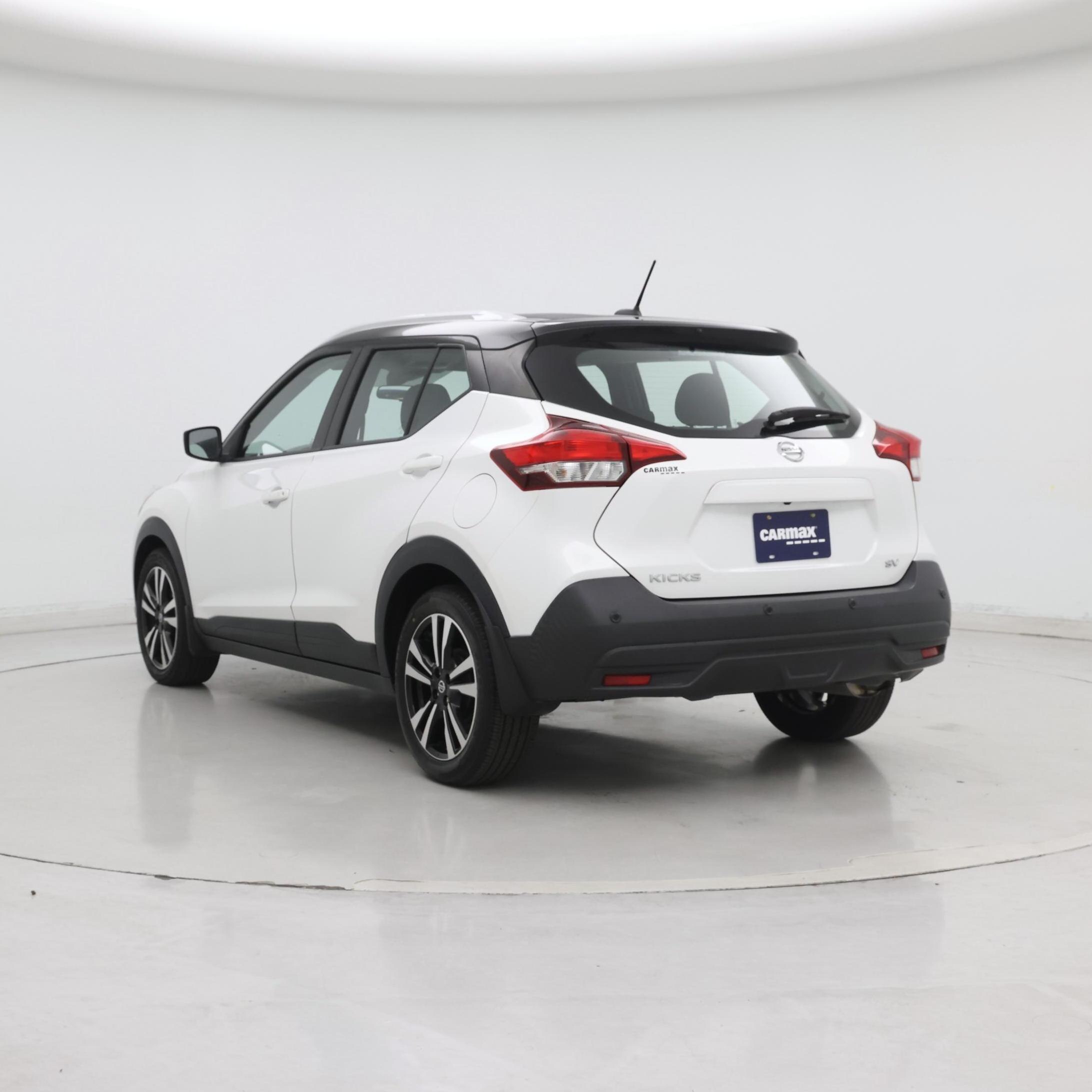 Thumbnail: 2020 Nissan Kicks - 2