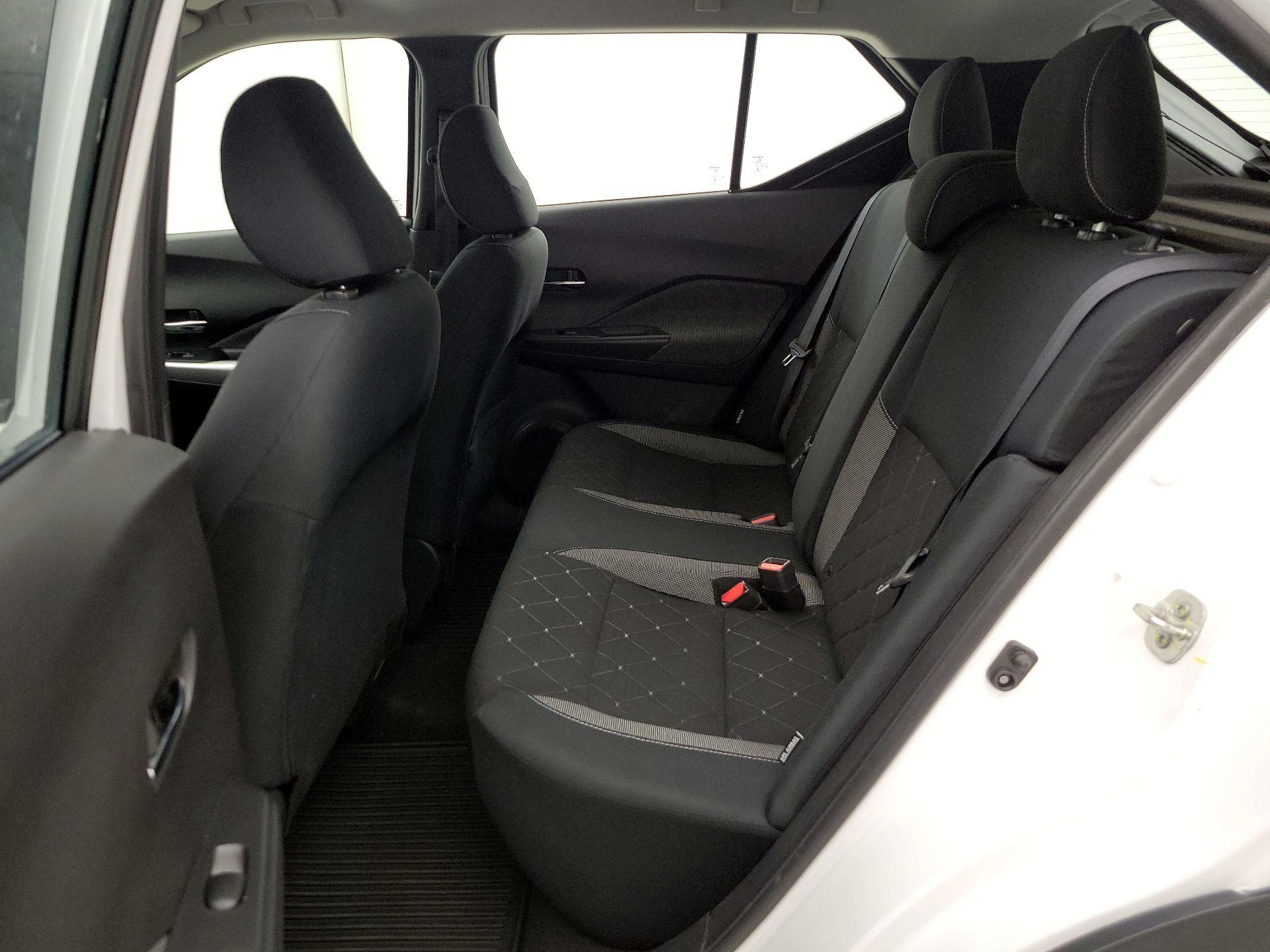 Thumbnail: 2020 Nissan Kicks - 19