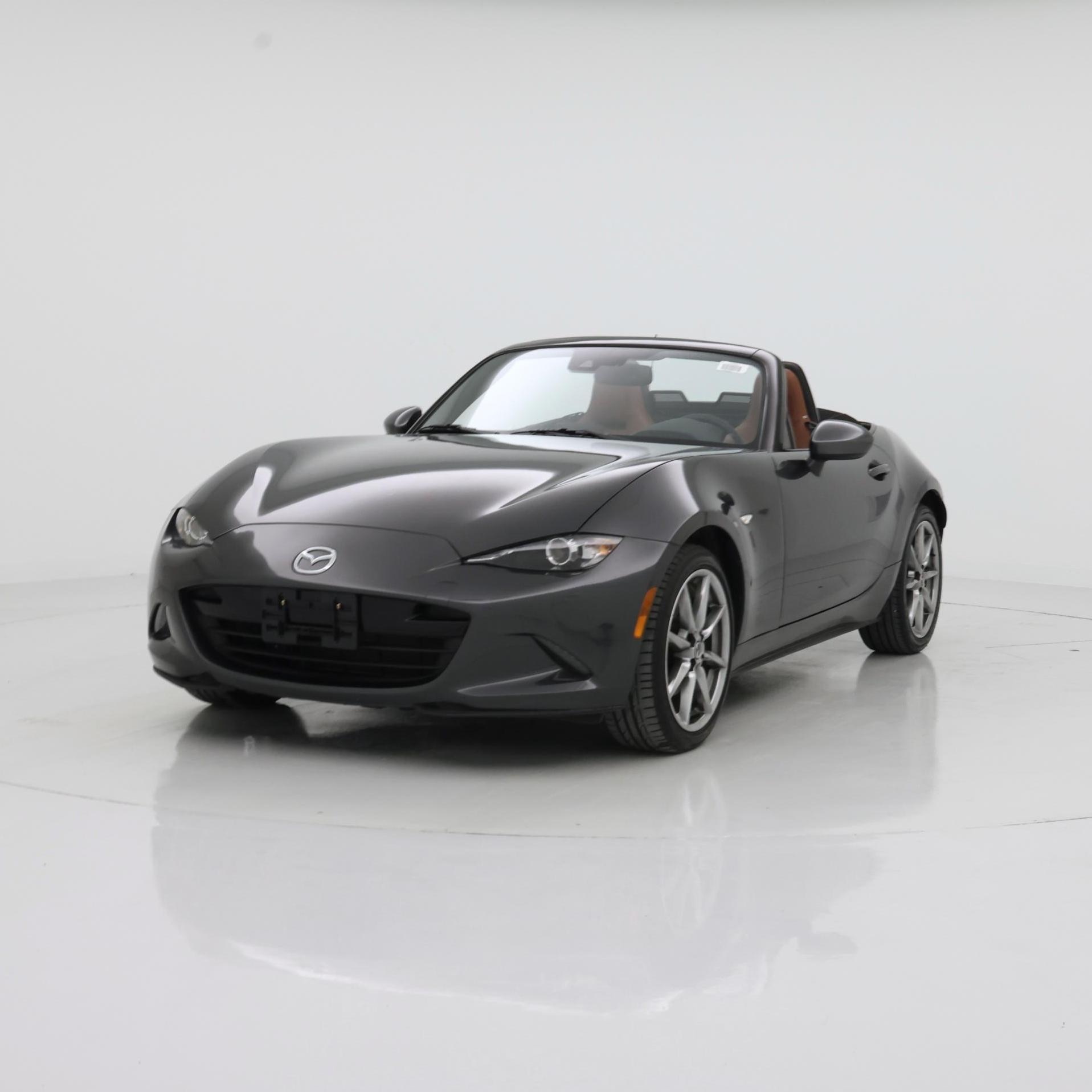 Thumbnail: 2022 Mazda MX-5 Miata - 4