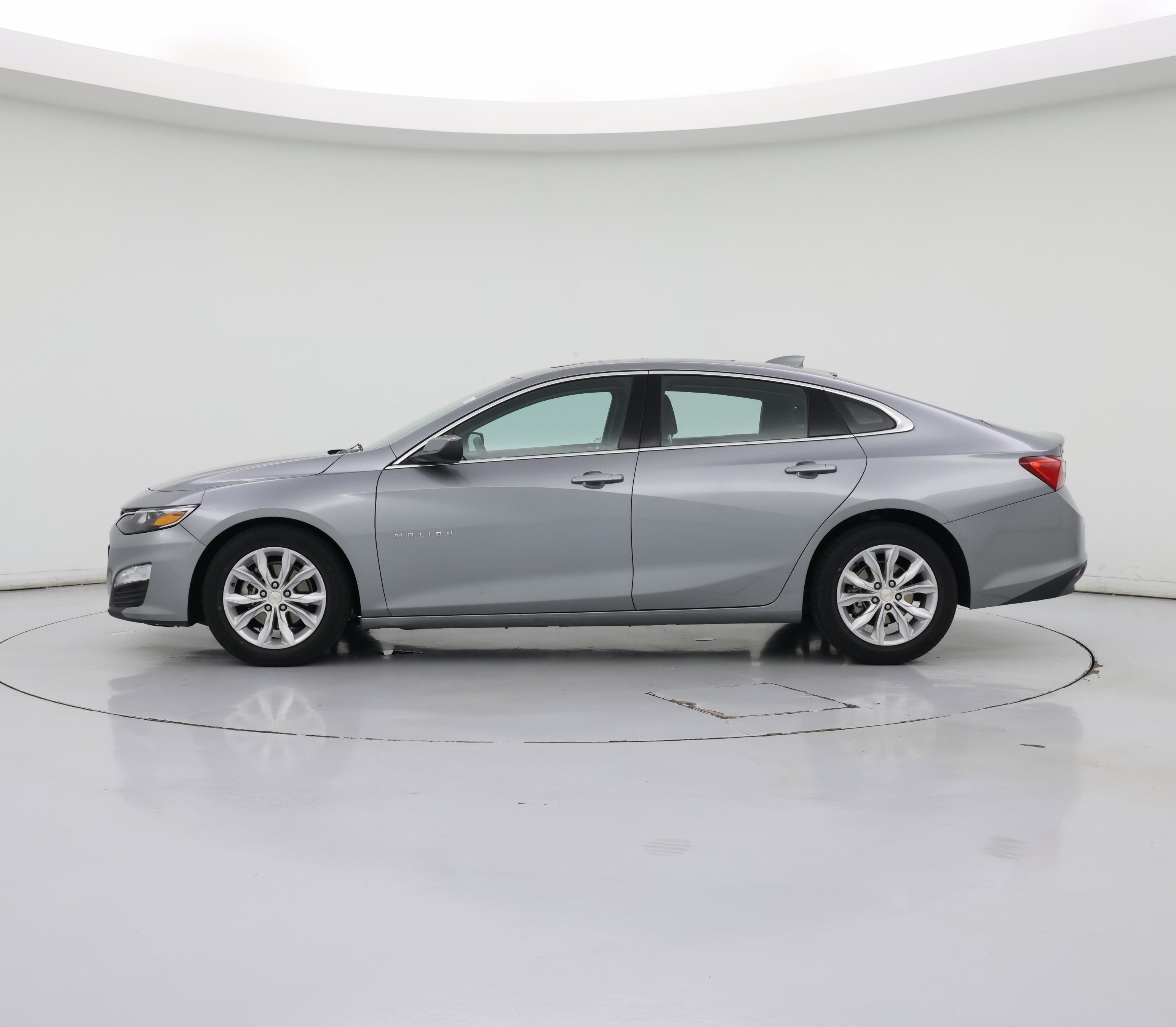 Thumbnail: 2024 Chevrolet Malibu - 3