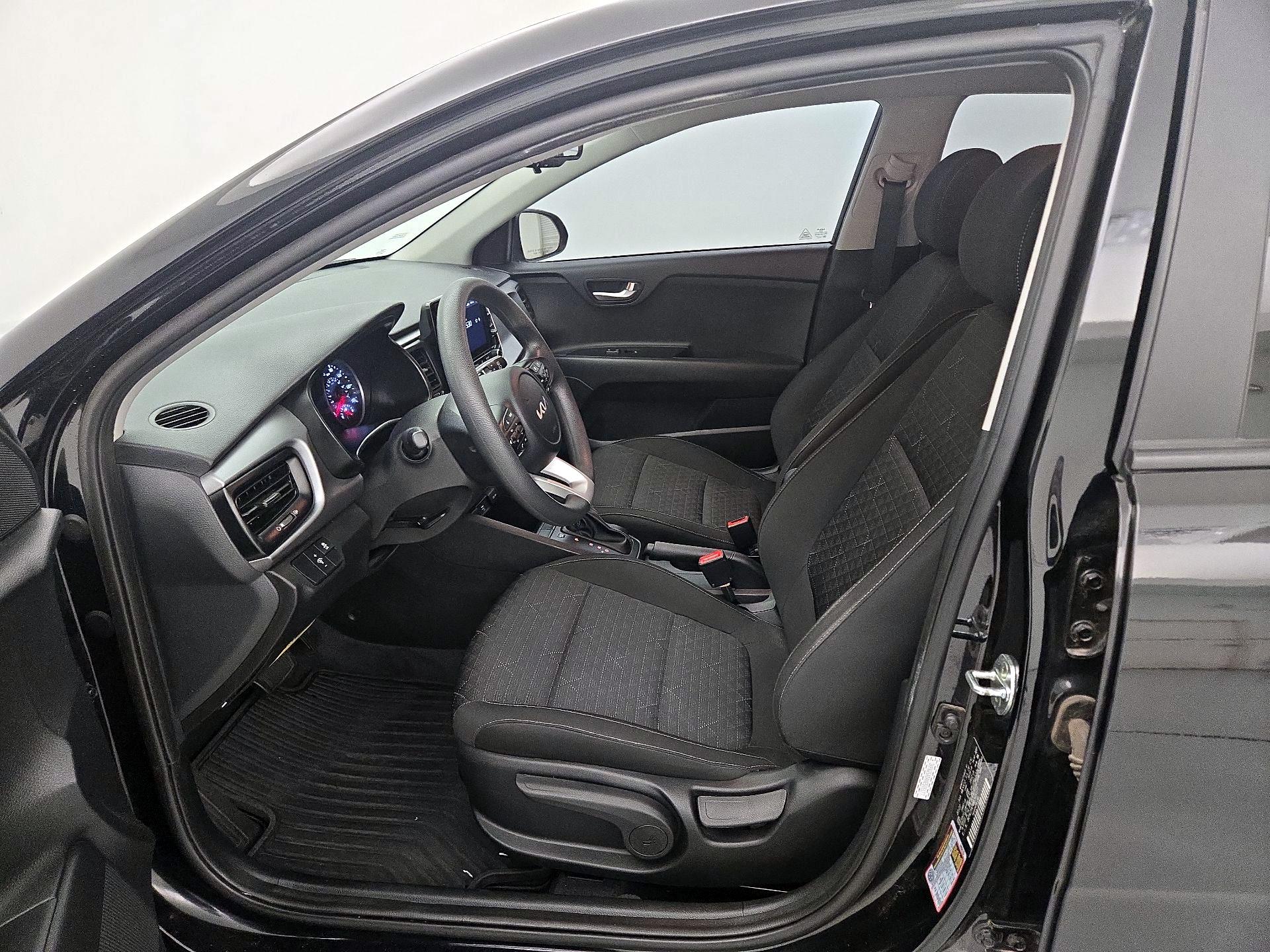 Thumbnail: 2022 Kia Rio5 - 11