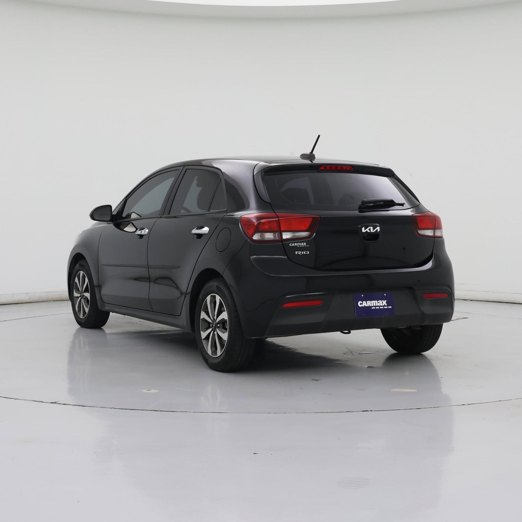 Thumbnail: 2022 Kia Rio5 - 2