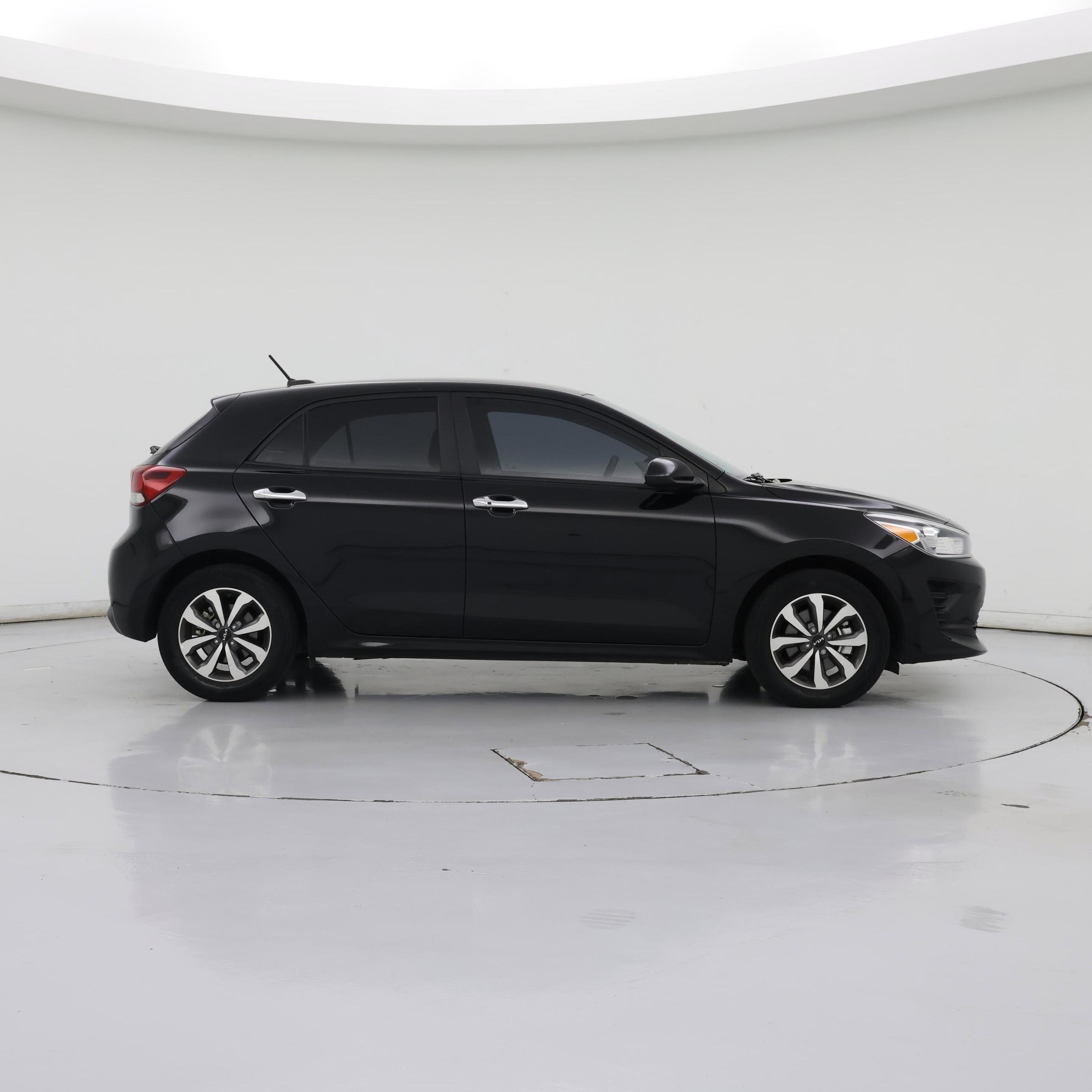 Thumbnail: 2022 Kia Rio5 - 7