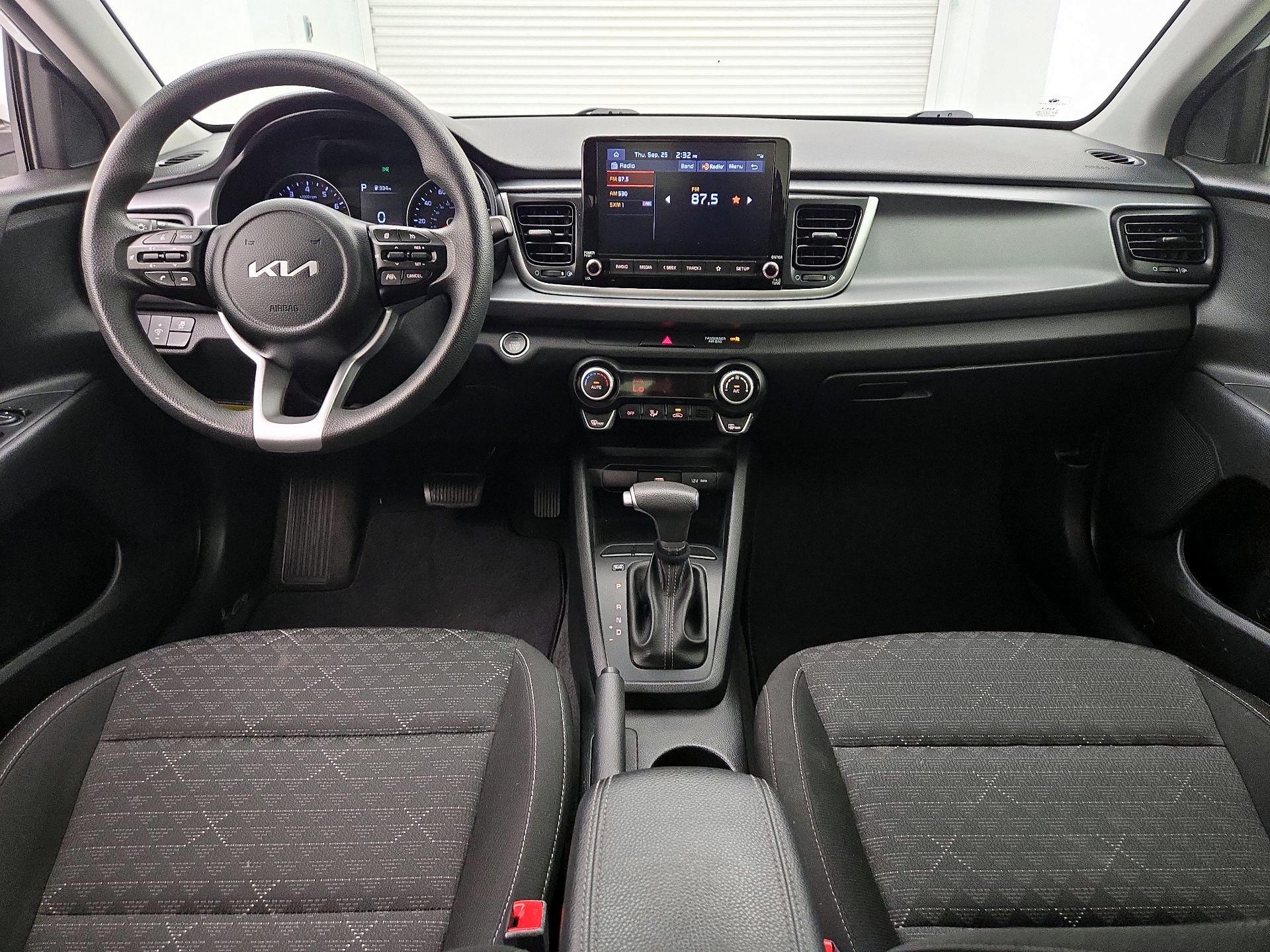 Thumbnail: 2023 Kia Rio - 9