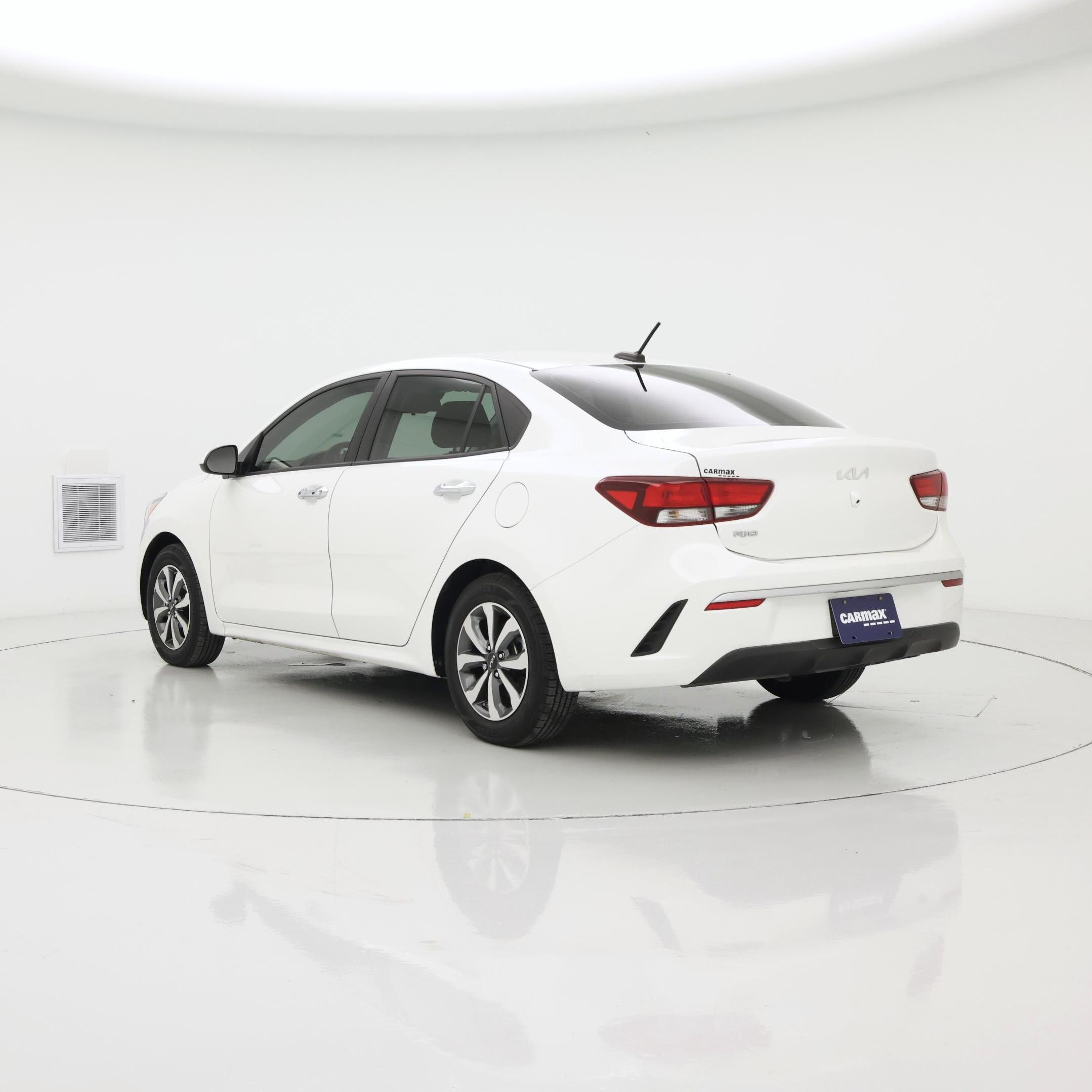 Thumbnail: 2023 Kia Rio - 2