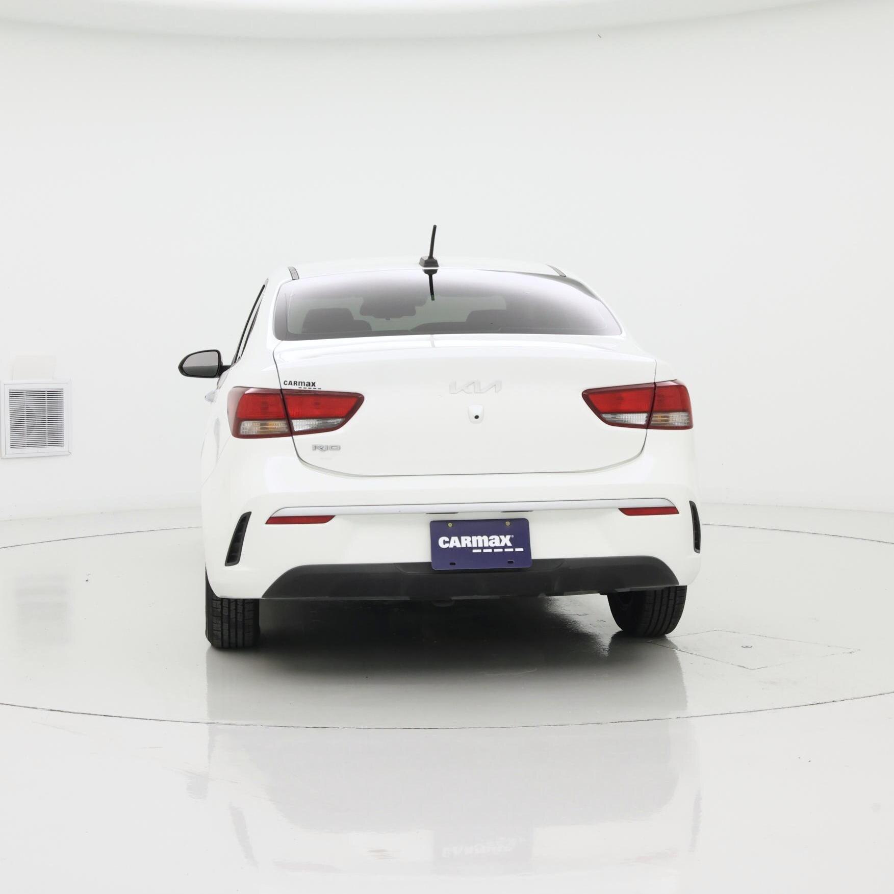 Thumbnail: 2023 Kia Rio - 6