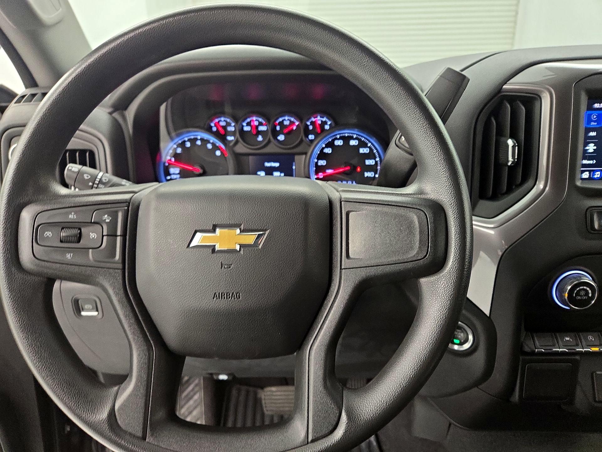 Thumbnail: 2023 Chevrolet Silverado 1500 - 10