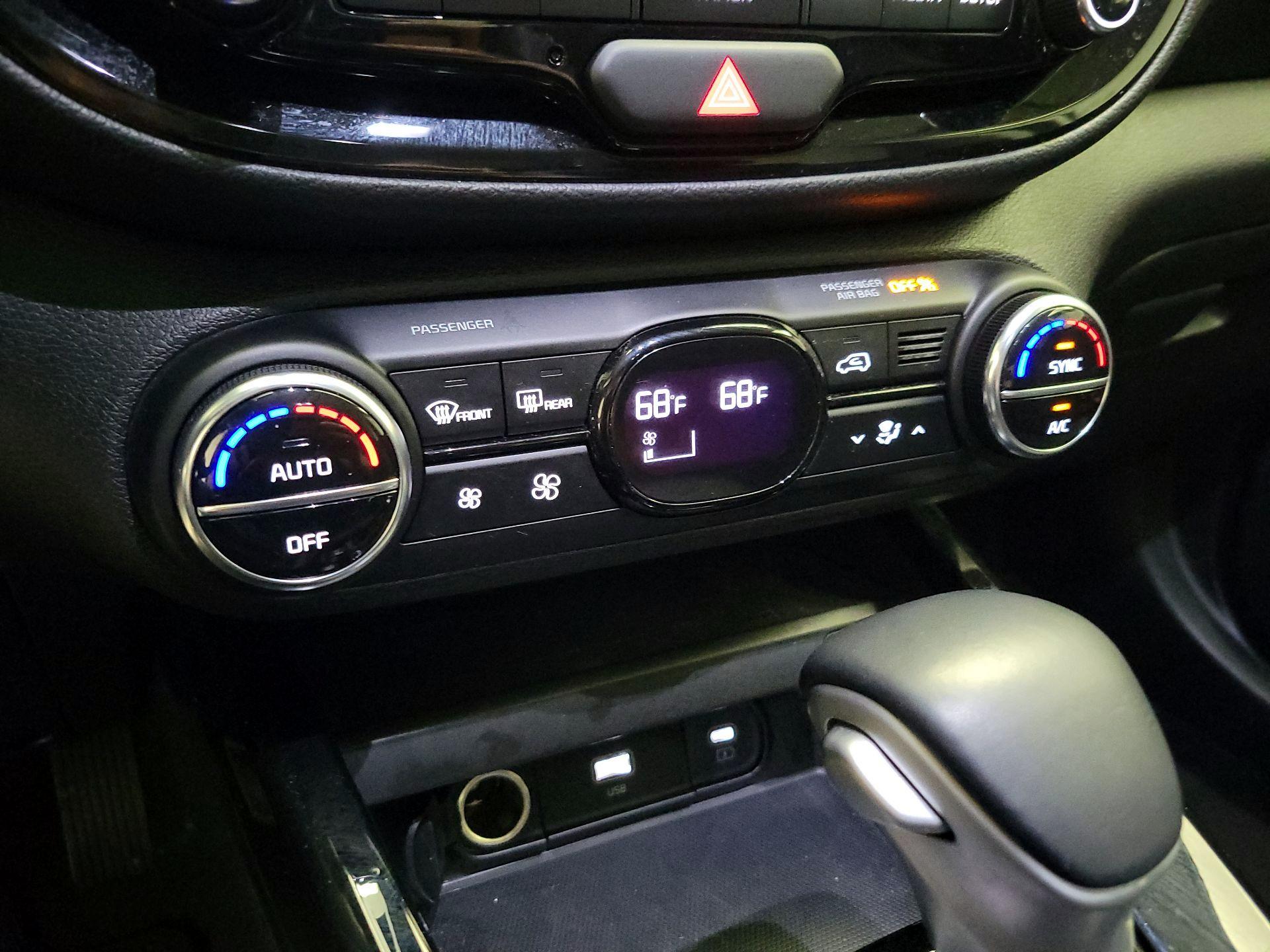 Thumbnail: 2023 Kia Soul - 17