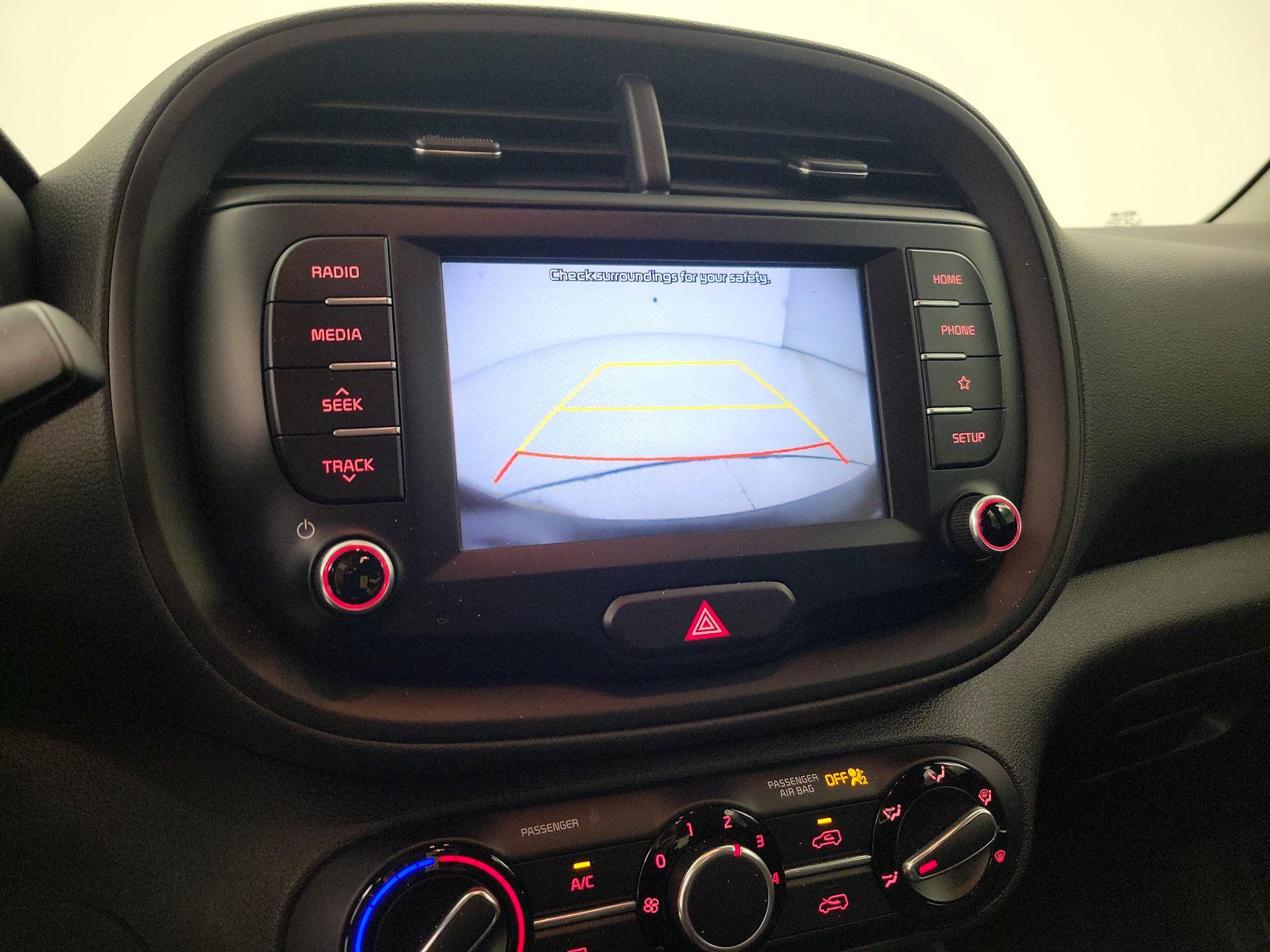 Thumbnail: 2020 Kia Soul - 14