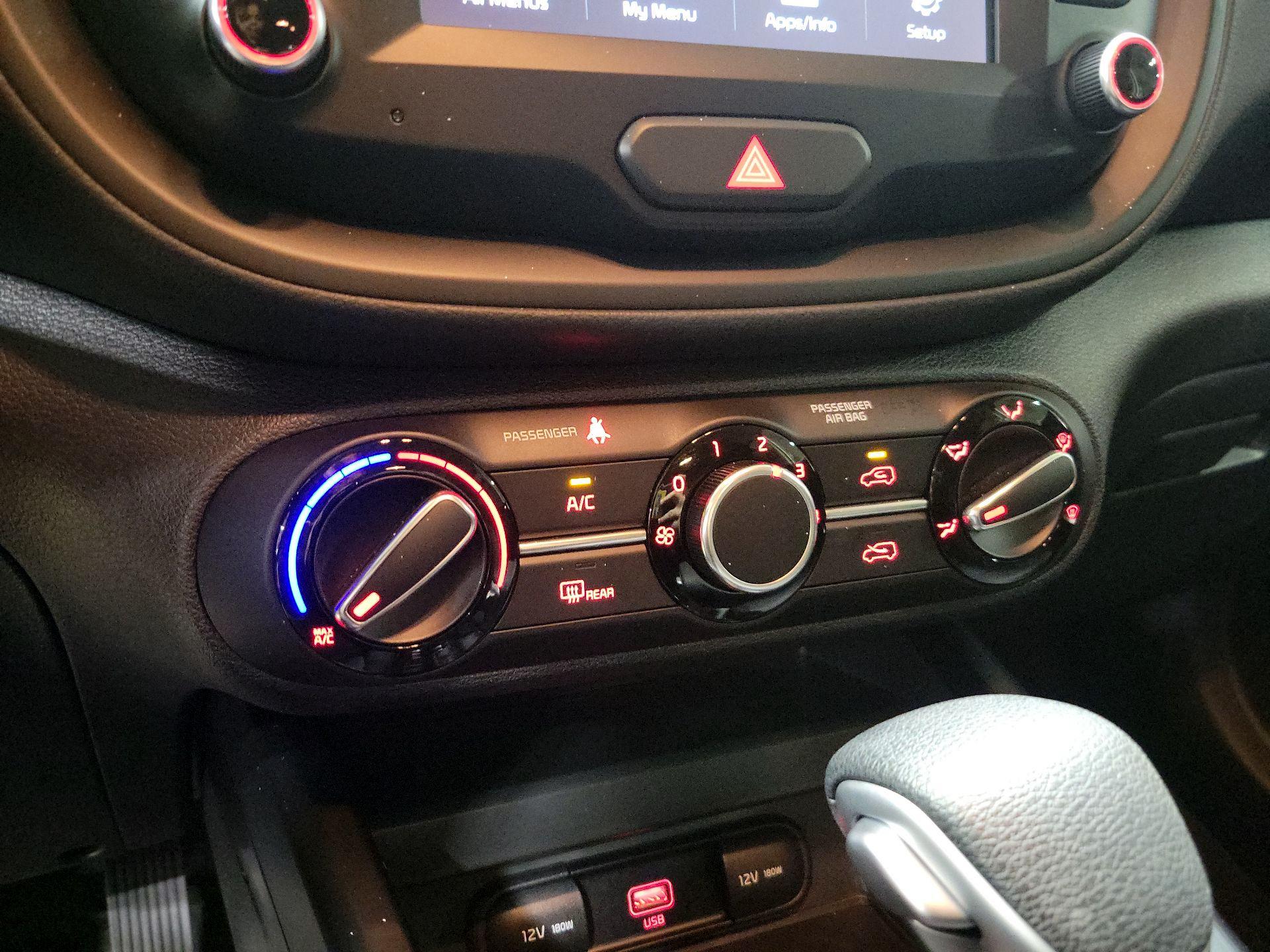 Thumbnail: 2020 Kia Soul - 16