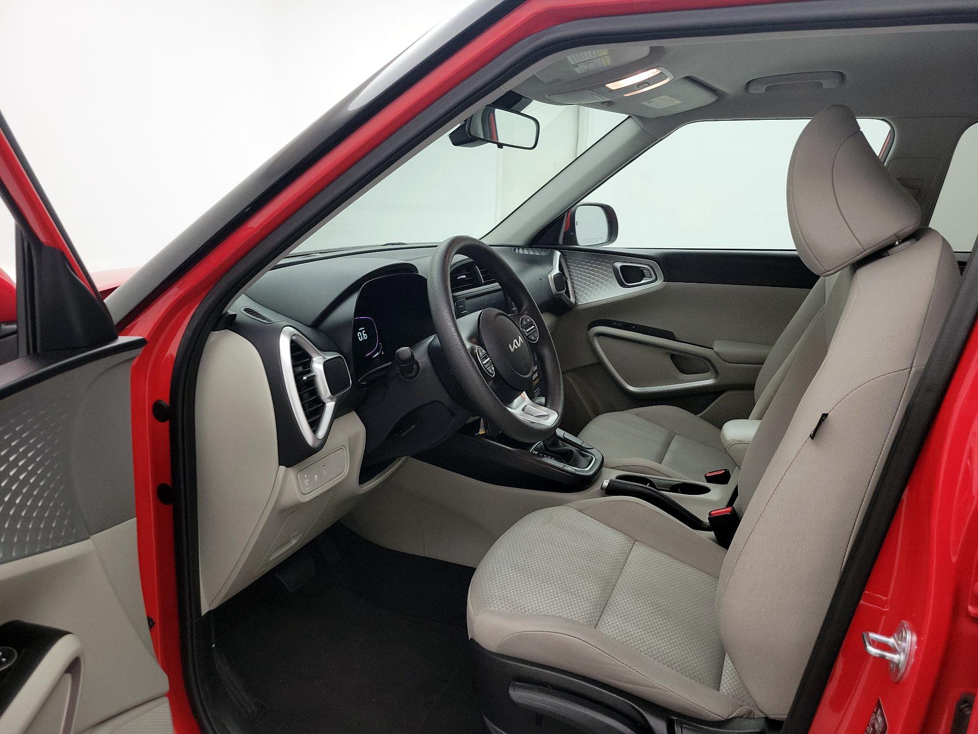 Thumbnail: 2023 Kia Soul - 11