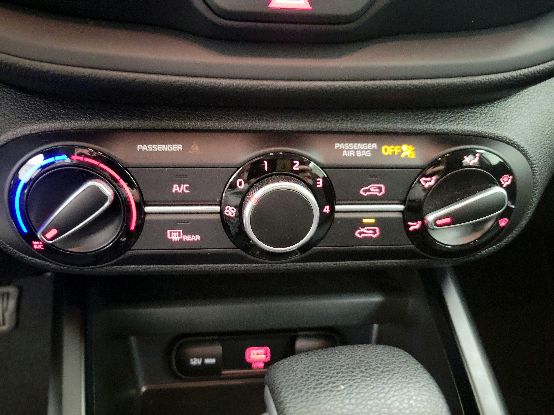 Thumbnail: 2022 Kia Soul - 16