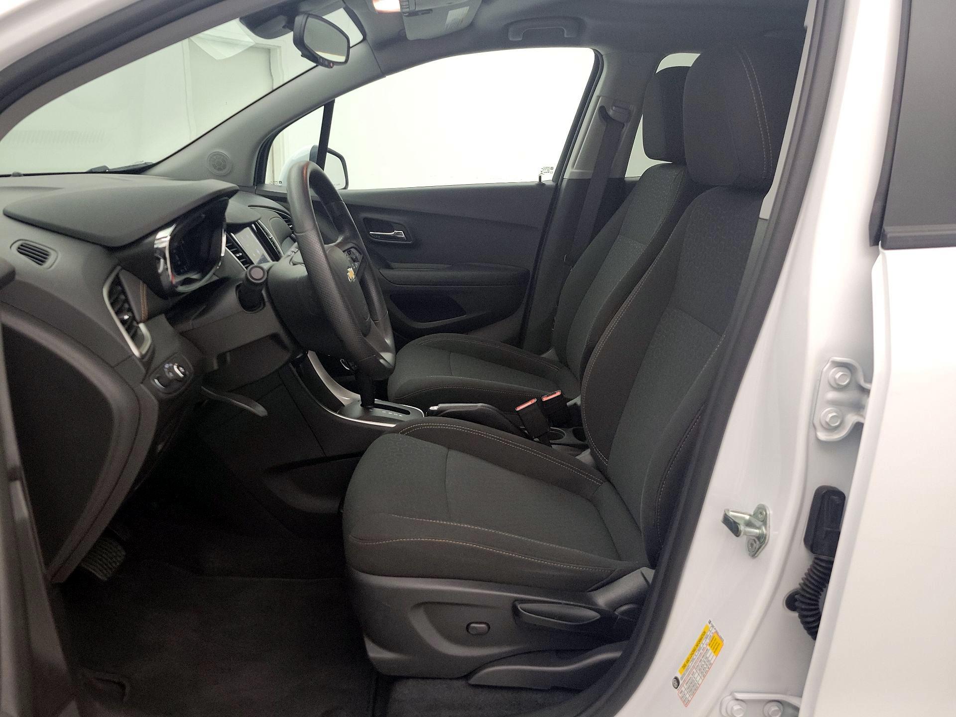 Thumbnail: 2020 Chevrolet Trax - 11