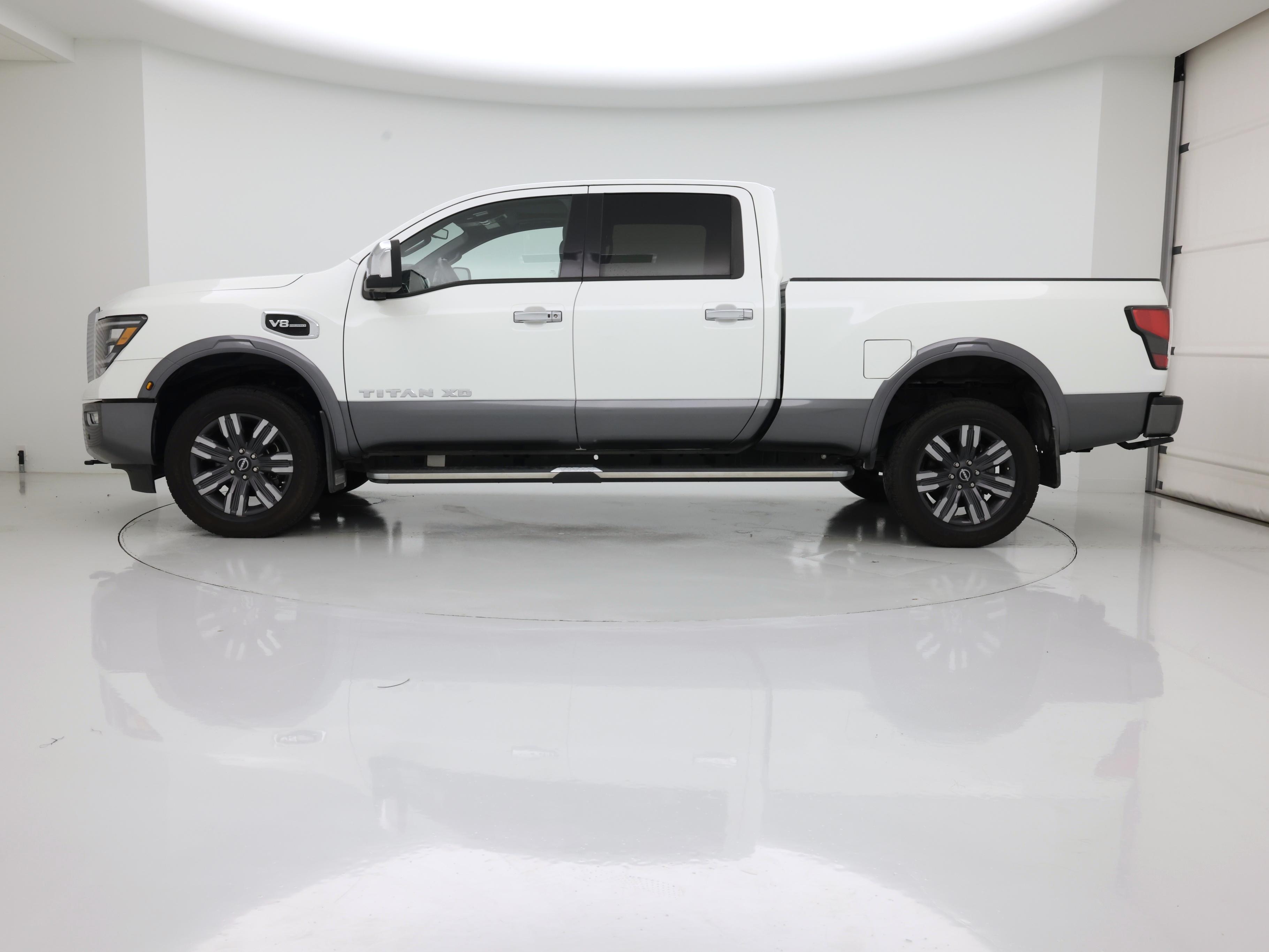 Thumbnail: 2023 Nissan Titan - 3