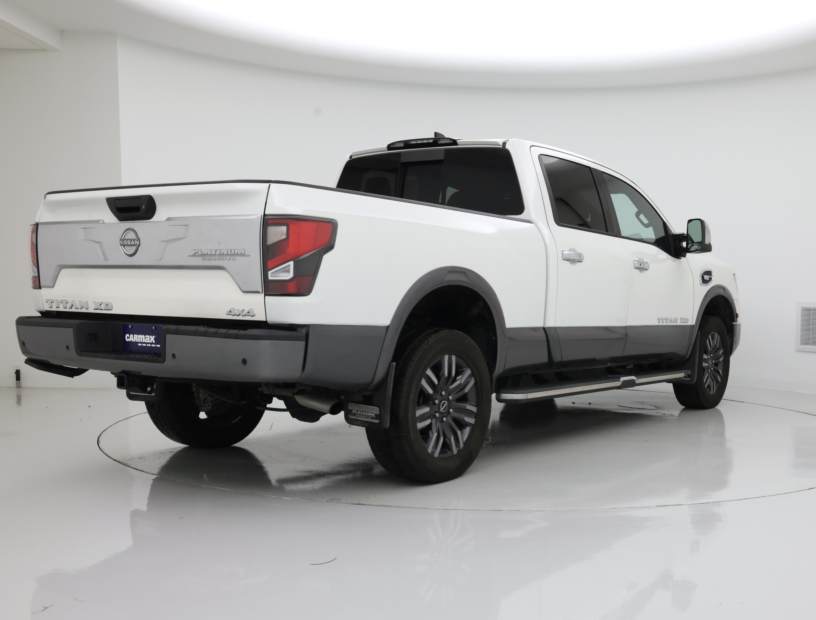 Thumbnail: 2023 Nissan Titan - 8