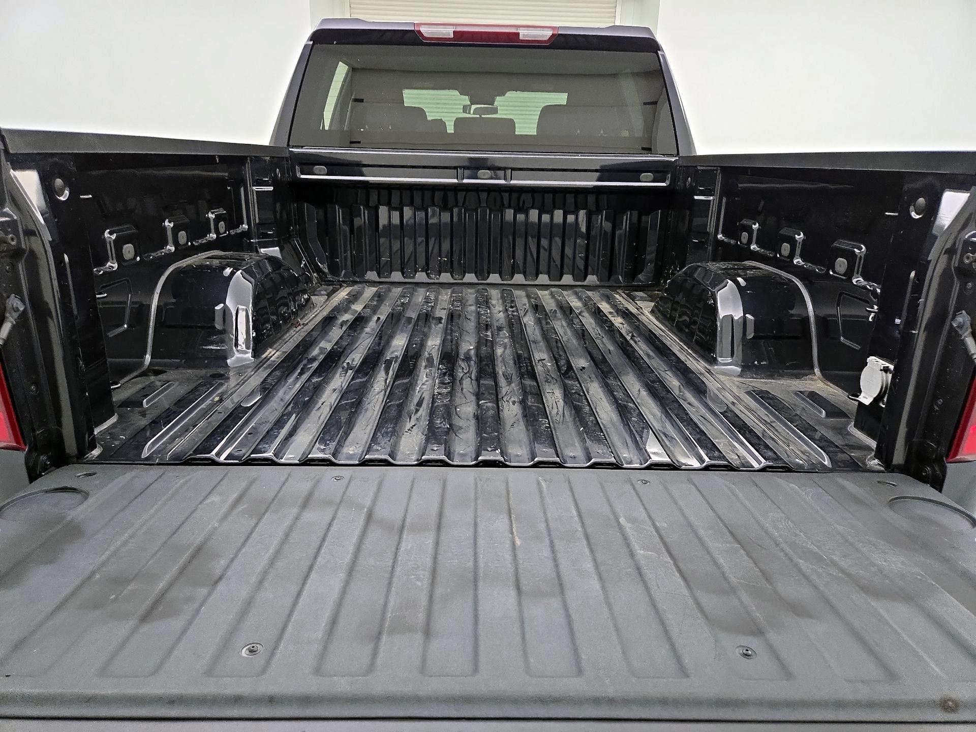 Thumbnail: 2022 Chevrolet Silverado 1500 - 20