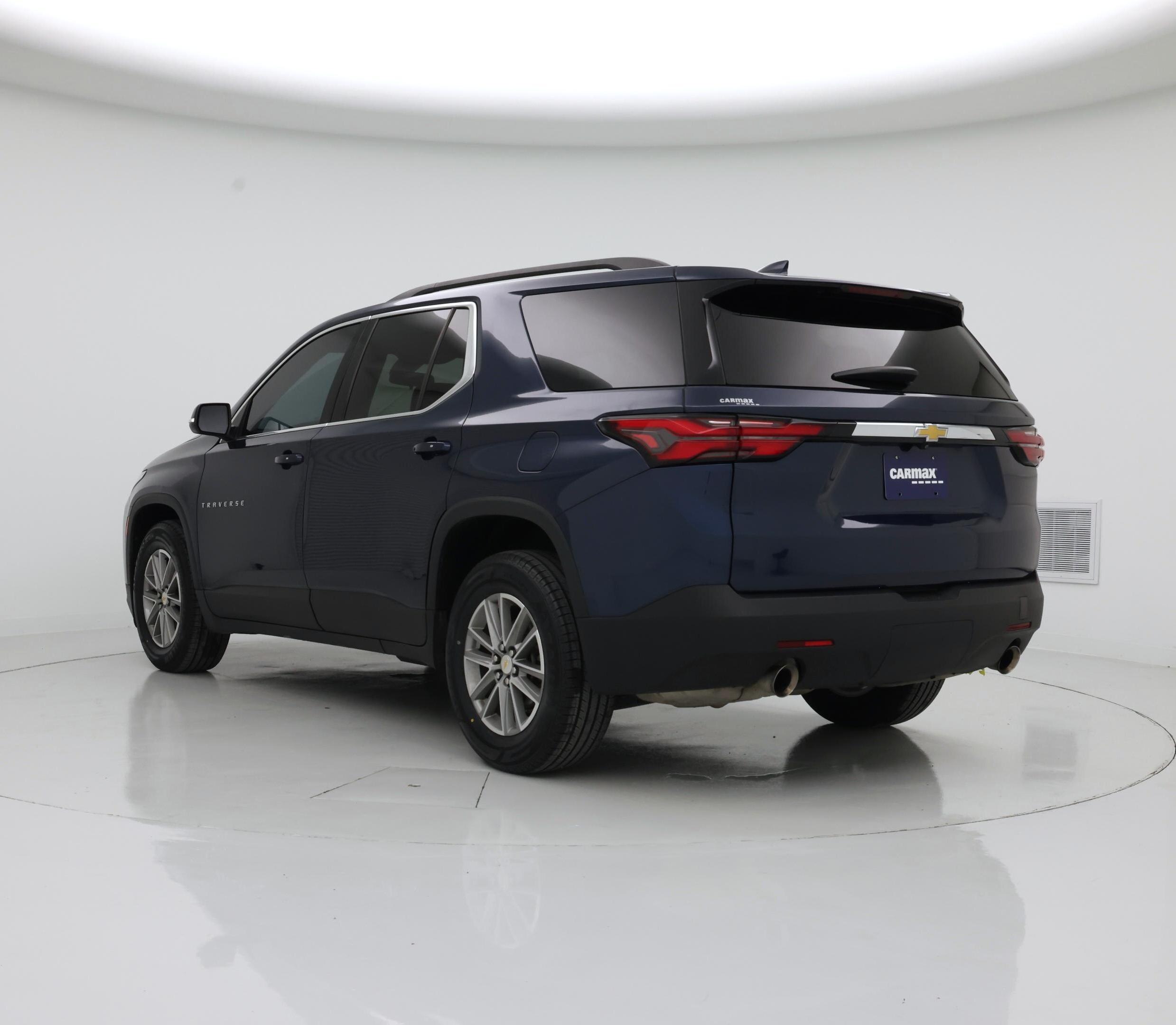 Thumbnail: 2023 Chevrolet Traverse - 2