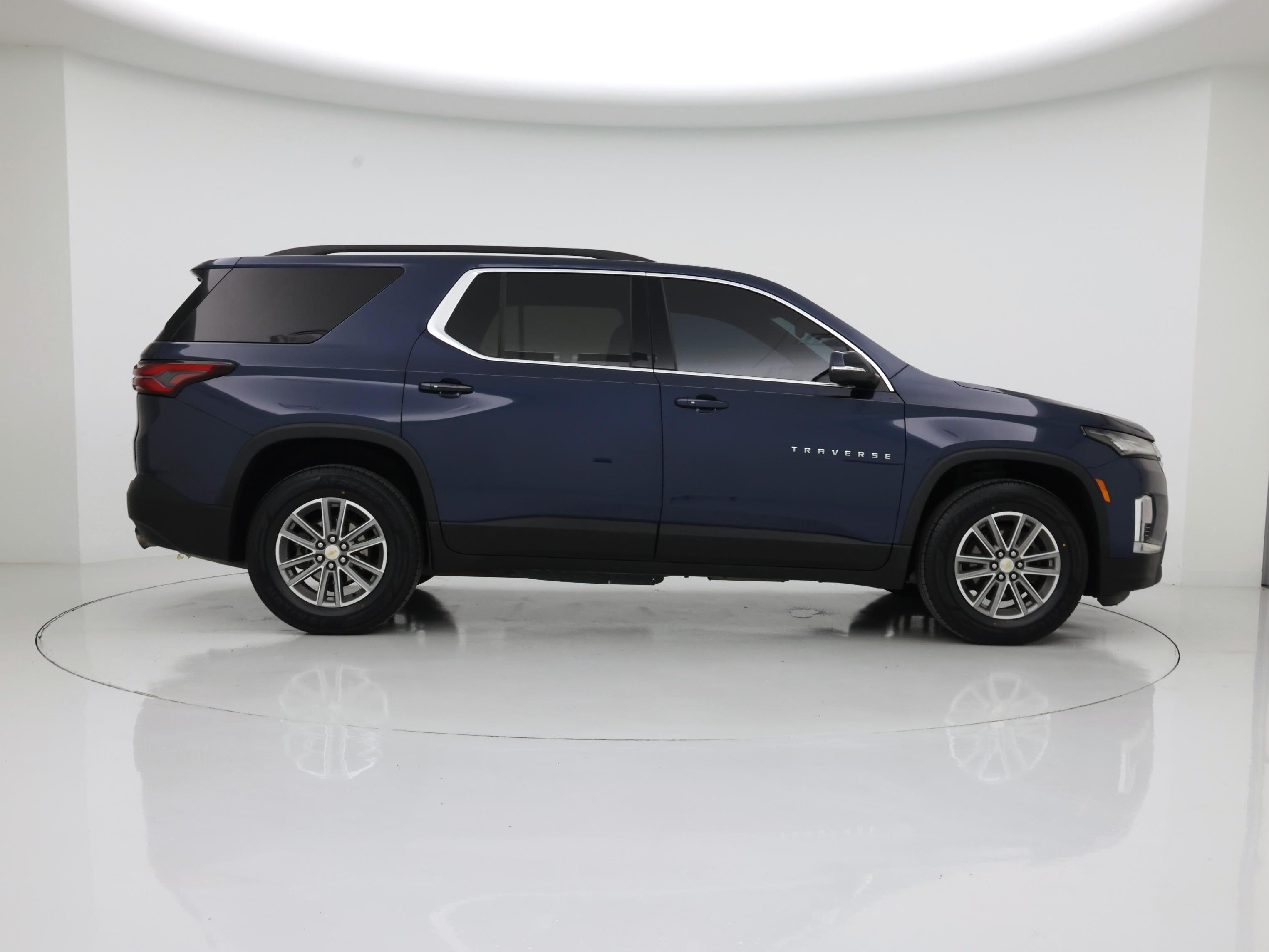 Thumbnail: 2023 Chevrolet Traverse - 7