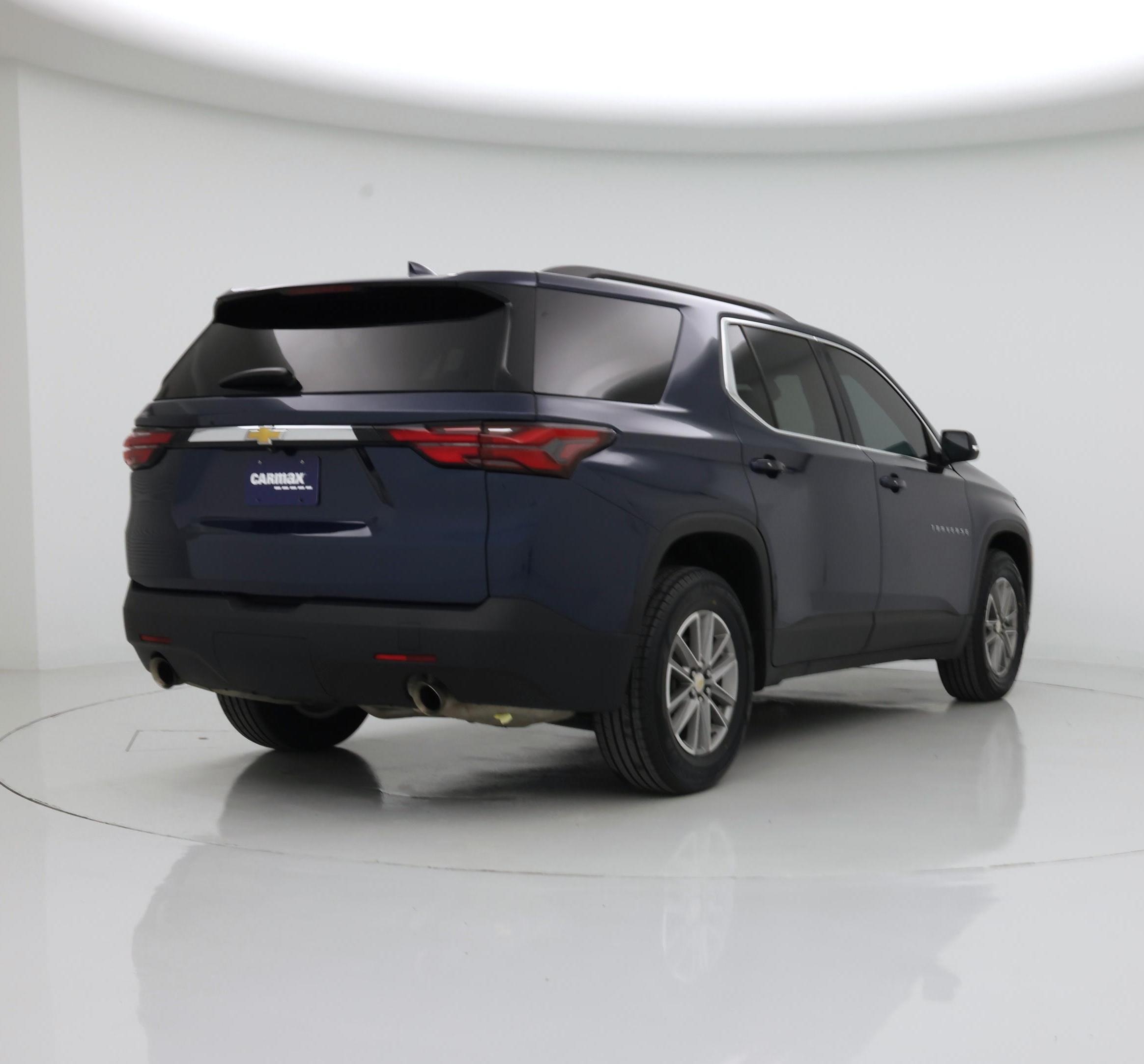 Thumbnail: 2023 Chevrolet Traverse - 8