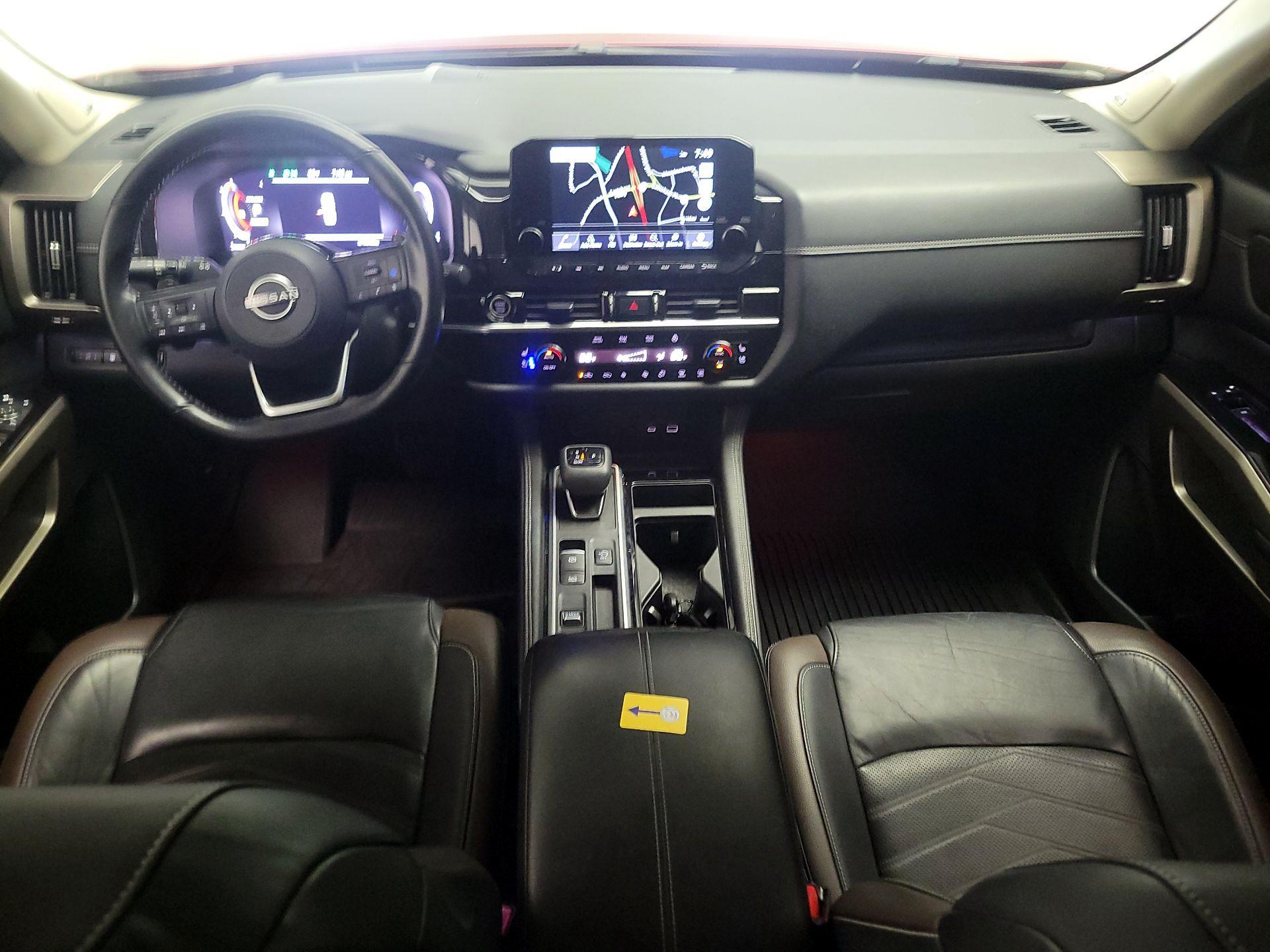 Thumbnail: 2022 Nissan Pathfinder - 9