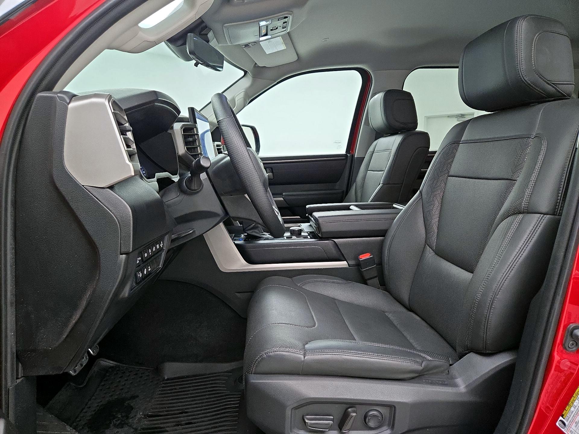 Thumbnail: 2022 Toyota Tundra - 11