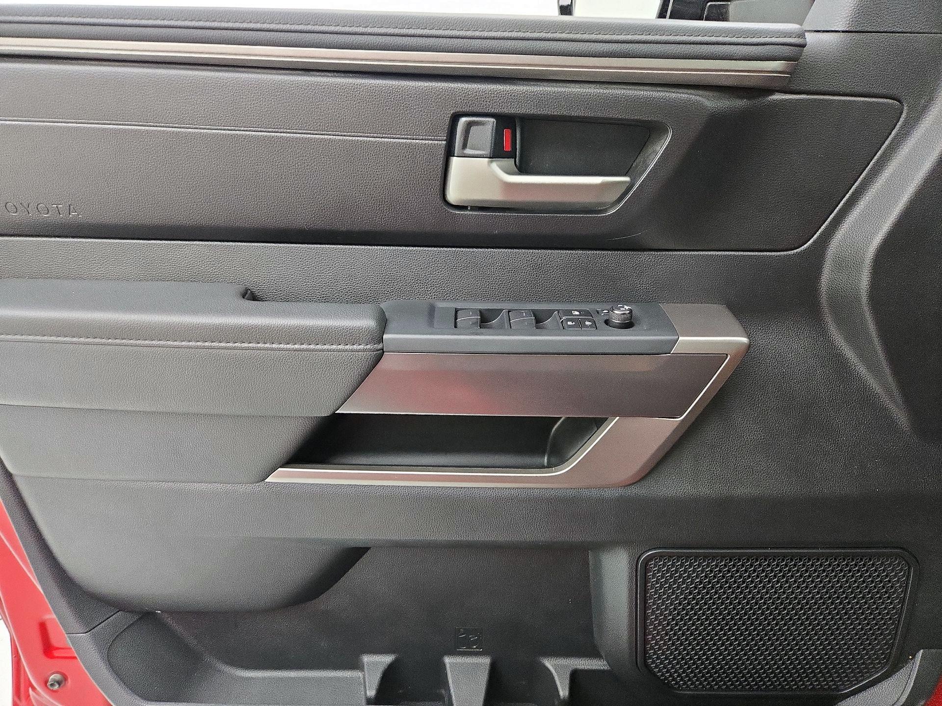 Thumbnail: 2022 Toyota Tundra - 12