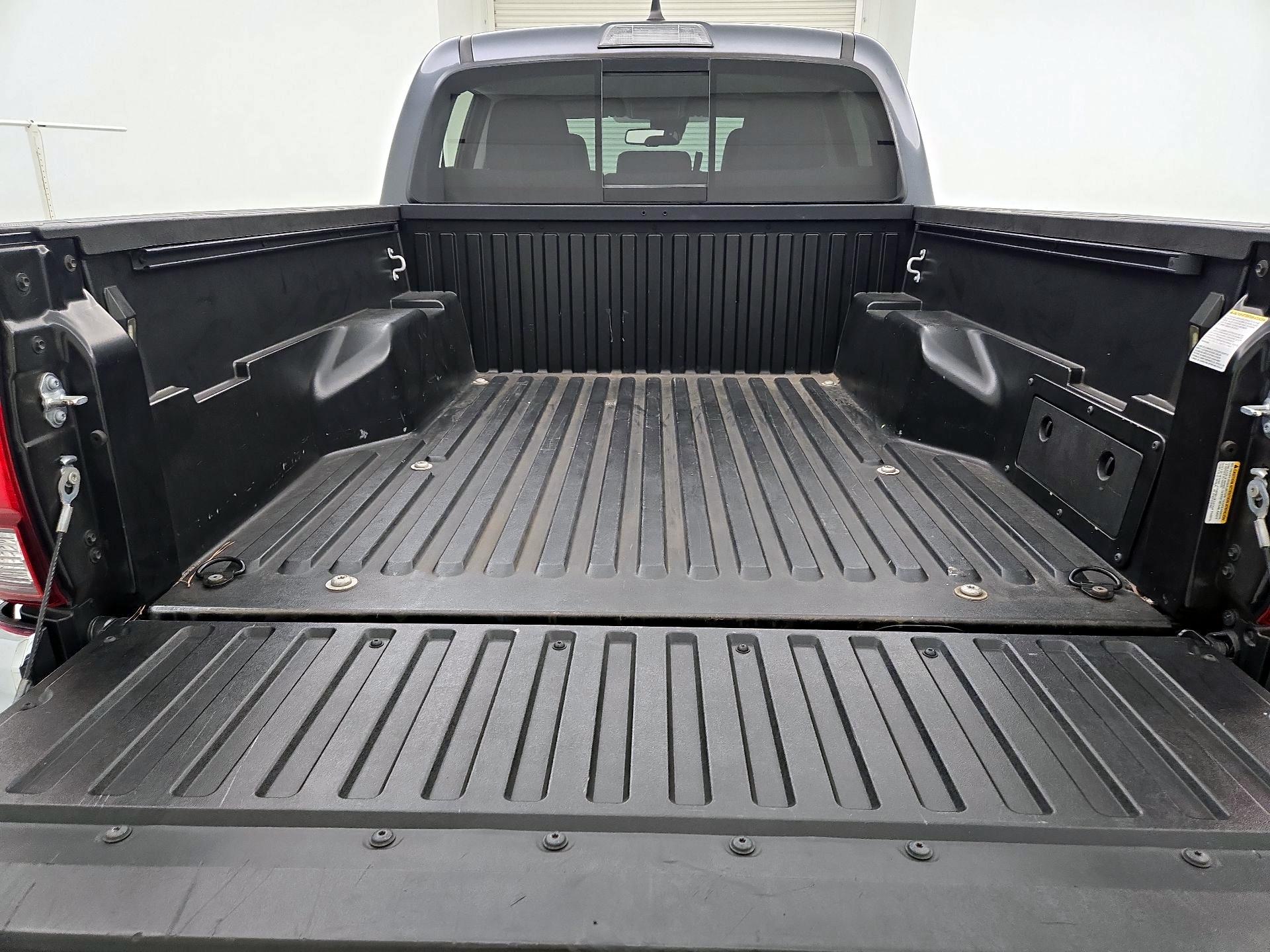 Thumbnail: 2023 Toyota Tacoma - 20