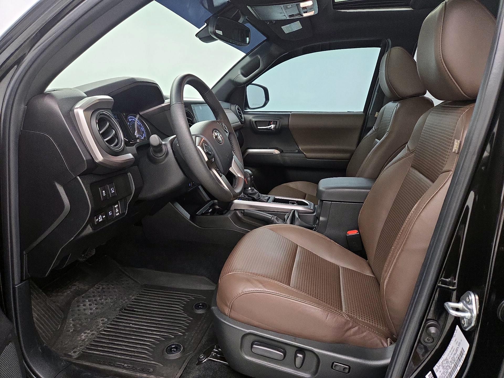 Thumbnail: 2023 Toyota Tacoma - 11