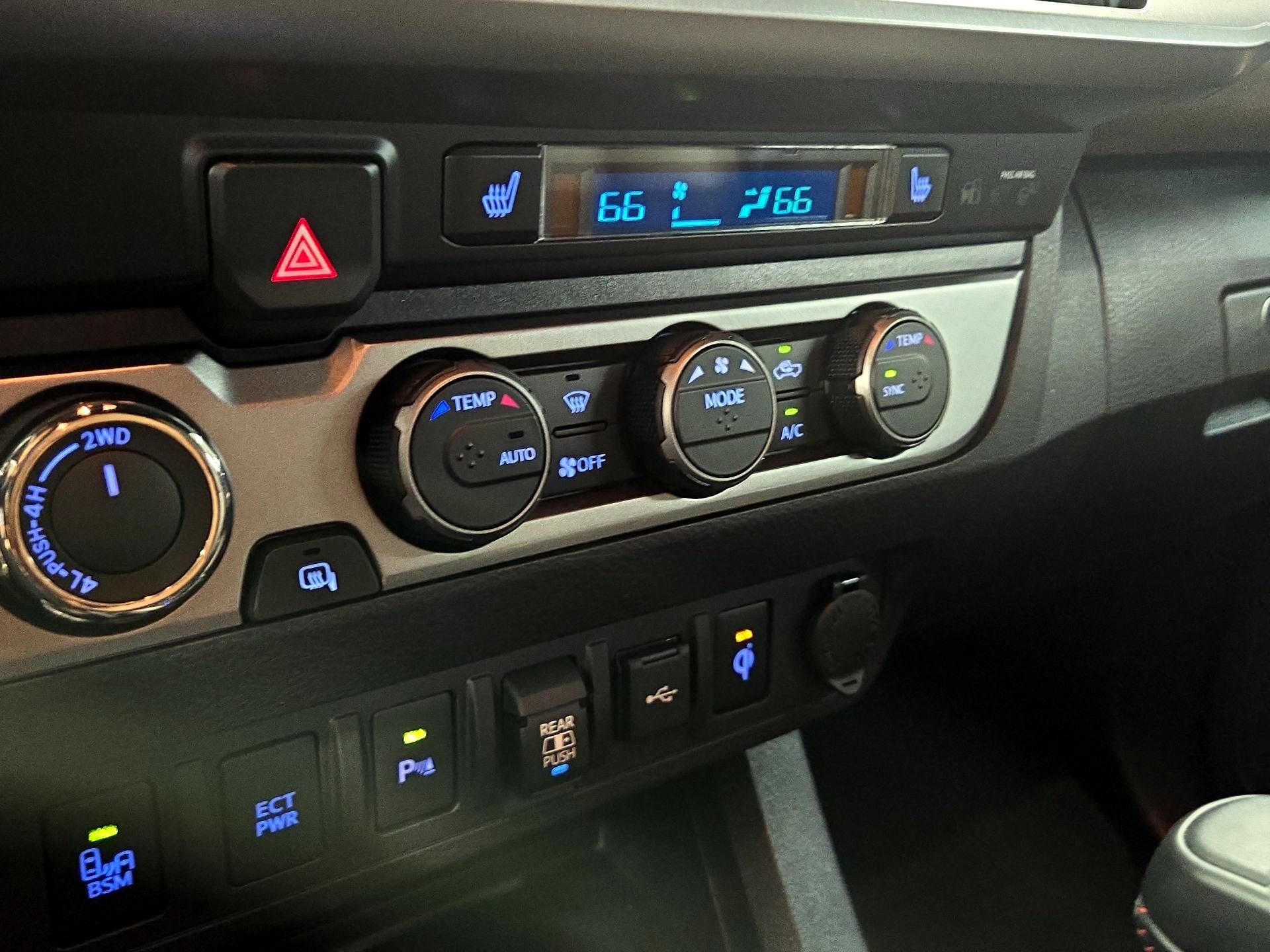 Thumbnail: 2023 Toyota Tacoma - 16