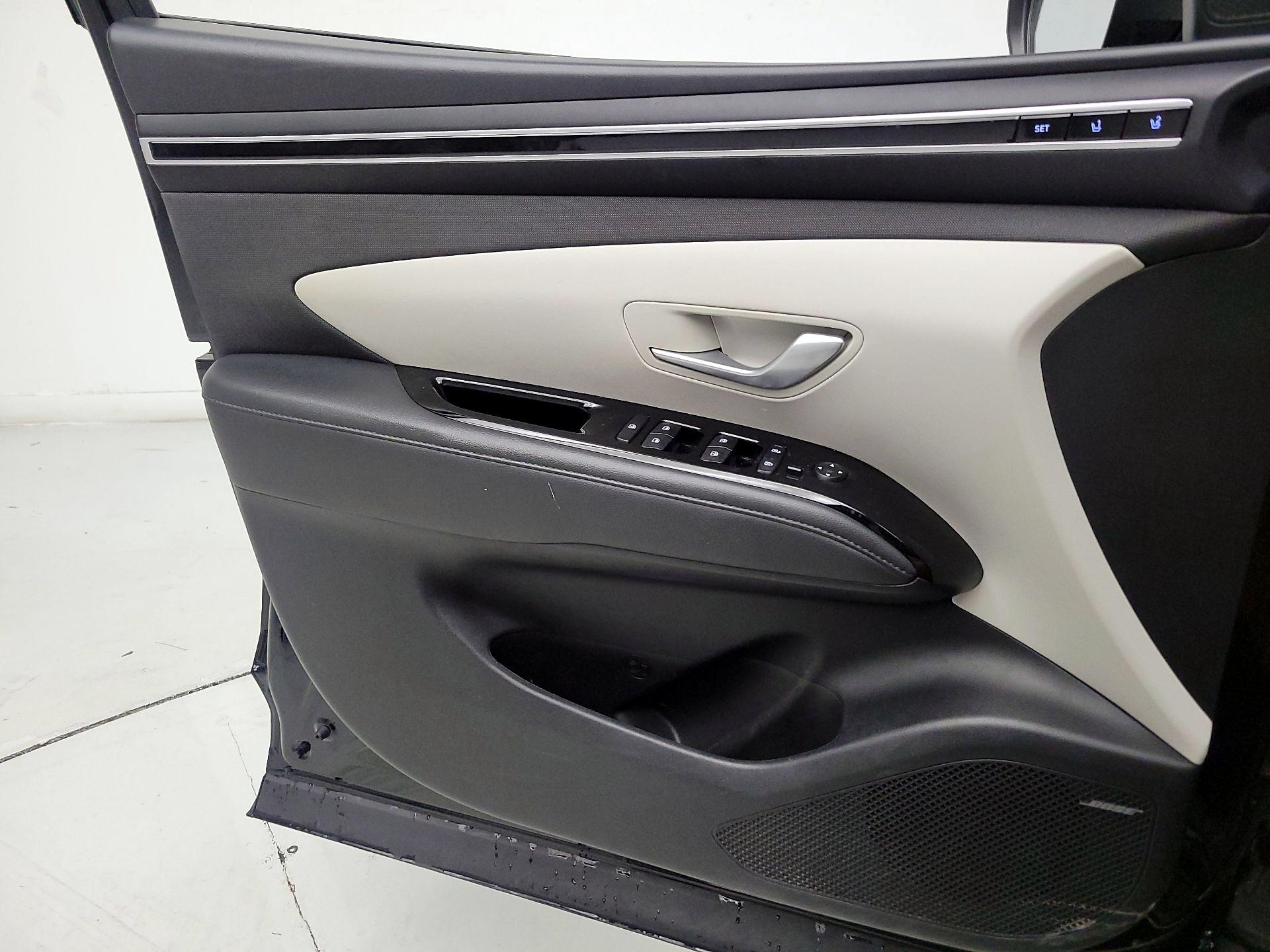 Thumbnail: 2023 Hyundai Tucson - 12