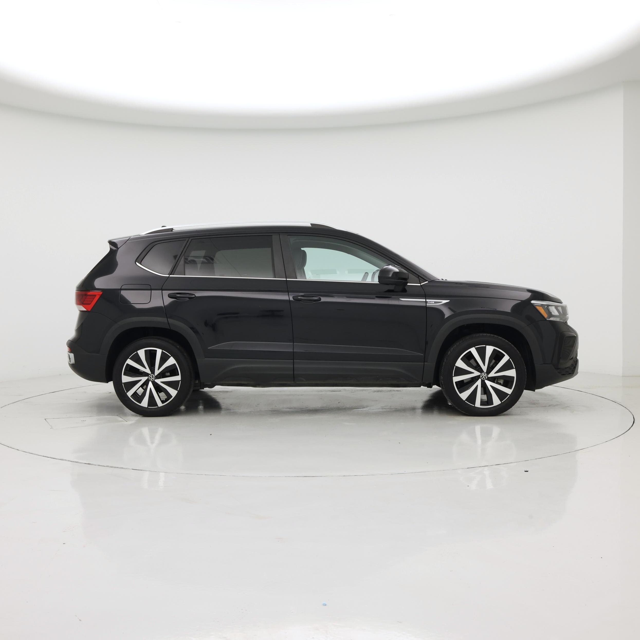 Thumbnail: 2022 Volkswagen Taos - 7