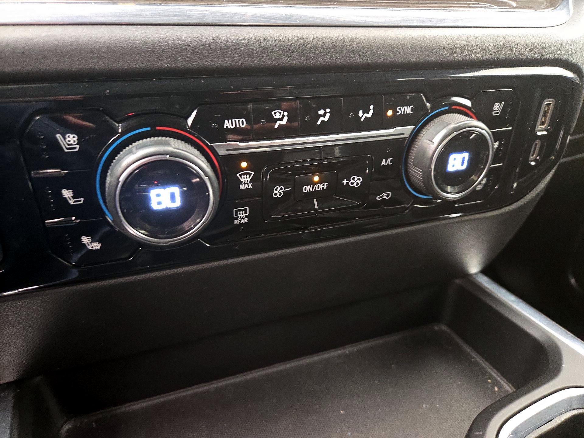 Thumbnail: 2023 Chevrolet Silverado 1500 - 17