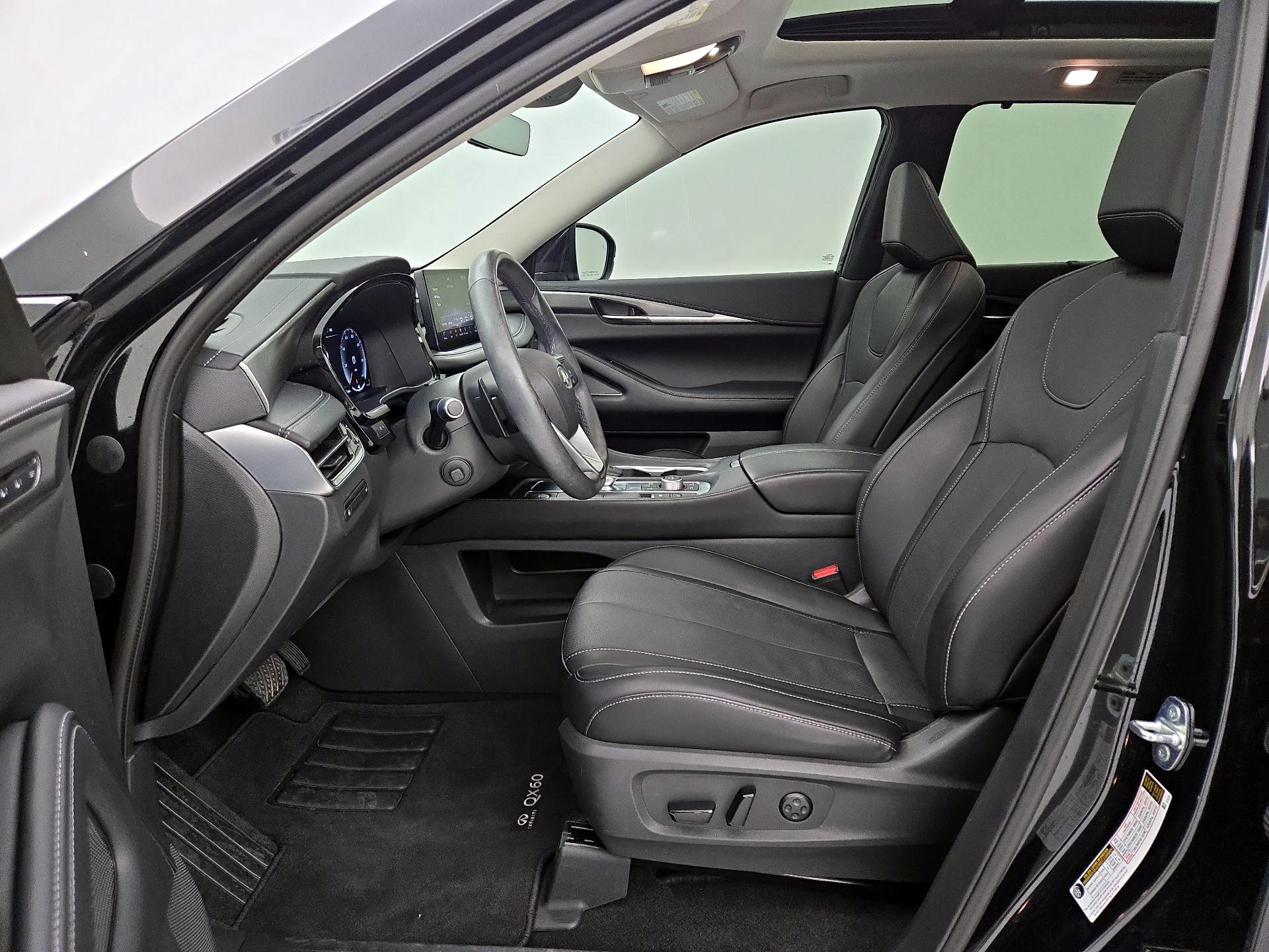 Thumbnail: 2023 INFINITI QX60 - 11