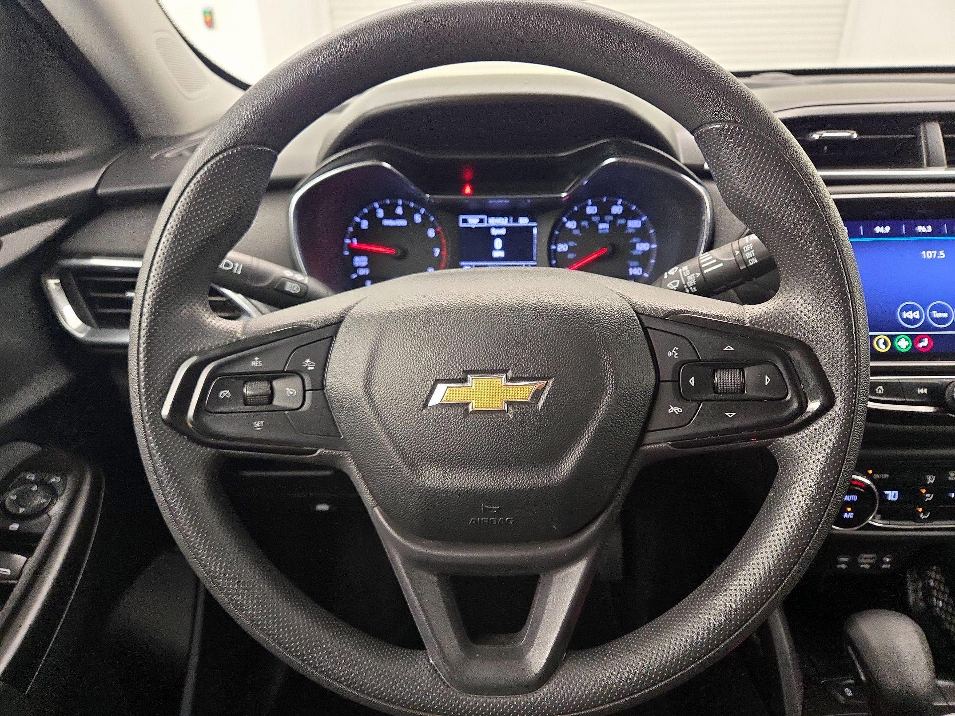 Thumbnail: 2023 Chevrolet TrailBlazer - 10