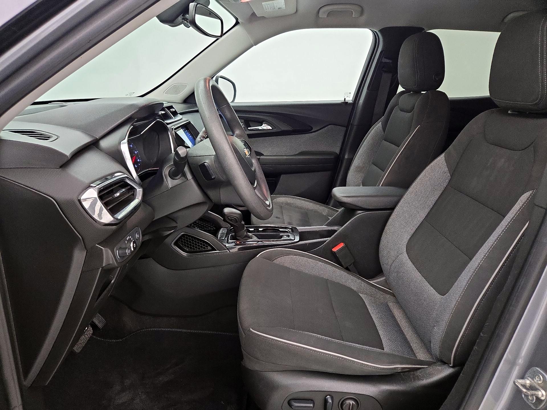 Thumbnail: 2023 Chevrolet TrailBlazer - 11