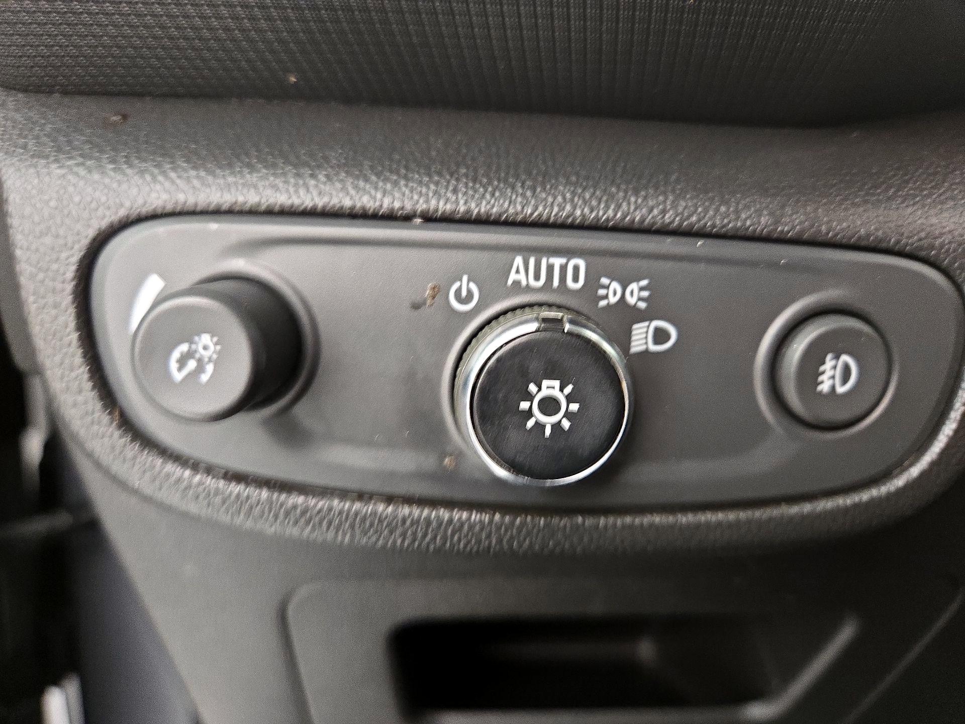 Thumbnail: 2023 Chevrolet TrailBlazer - 13