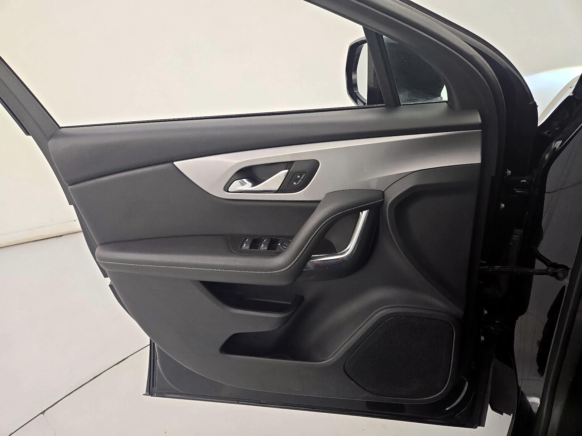 Thumbnail: 2023 Chevrolet Blazer - 12