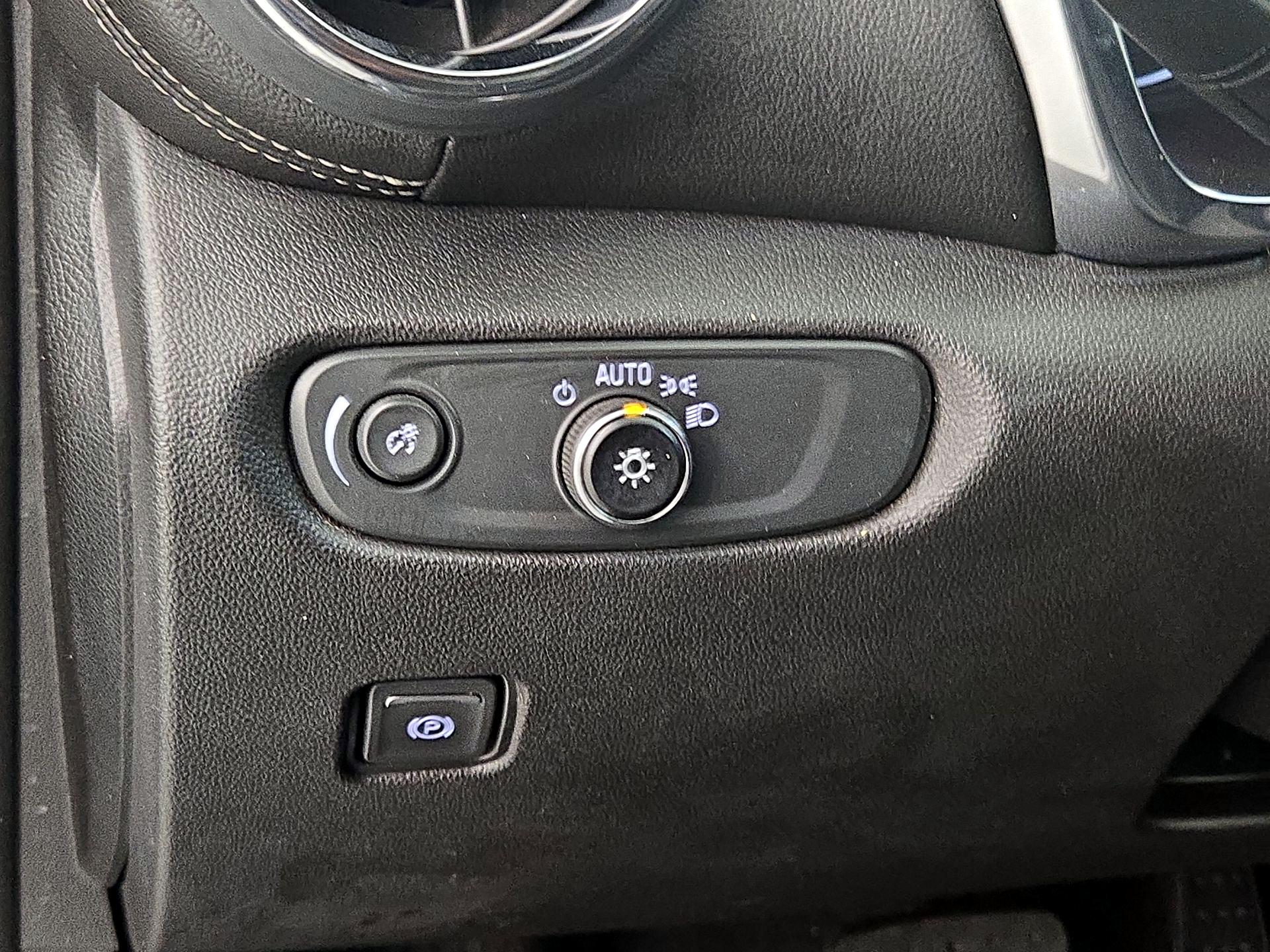 Thumbnail: 2023 Chevrolet Blazer - 13