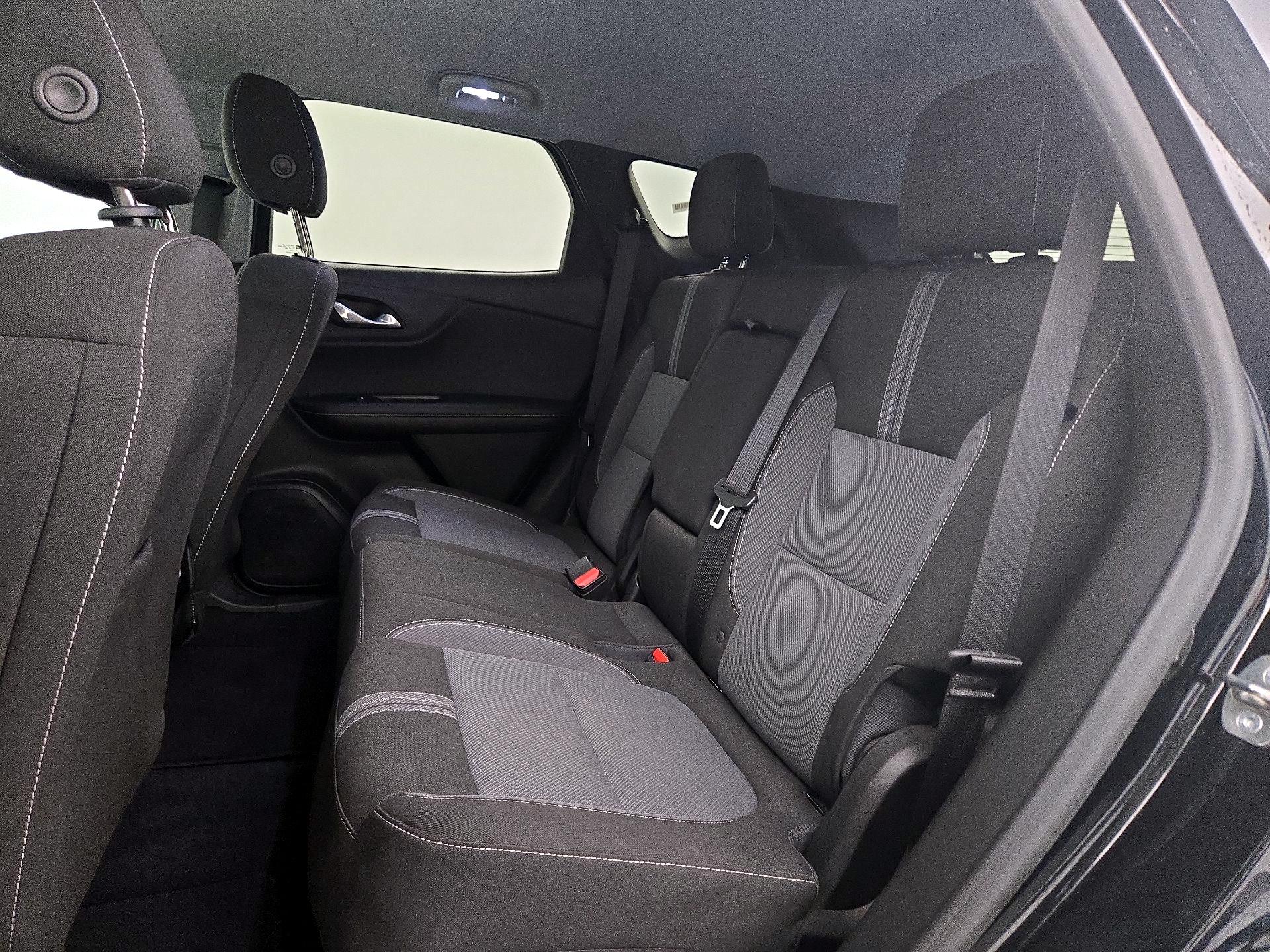 Thumbnail: 2023 Chevrolet Blazer - 18