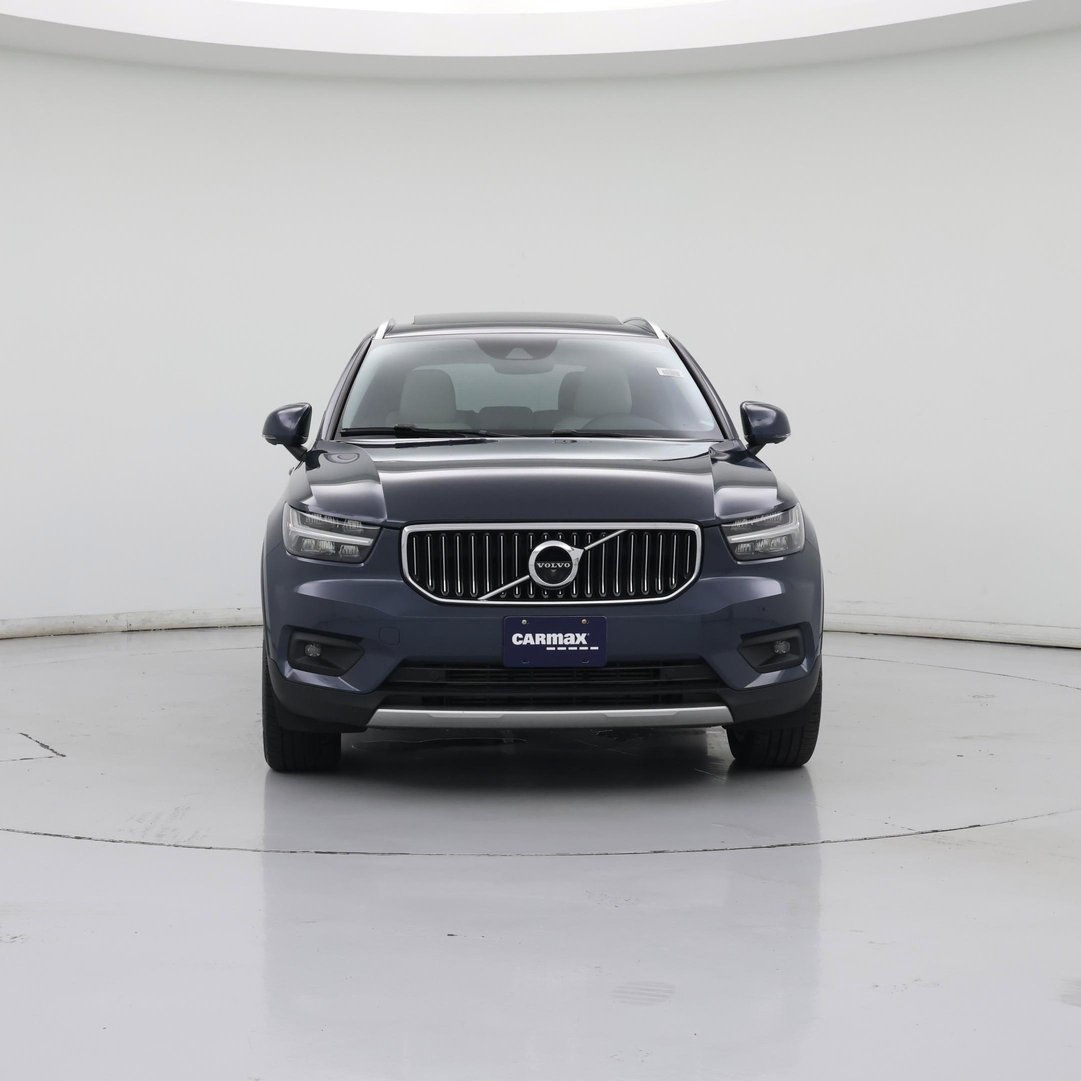 Thumbnail: 2022 Volvo XC40 - 5